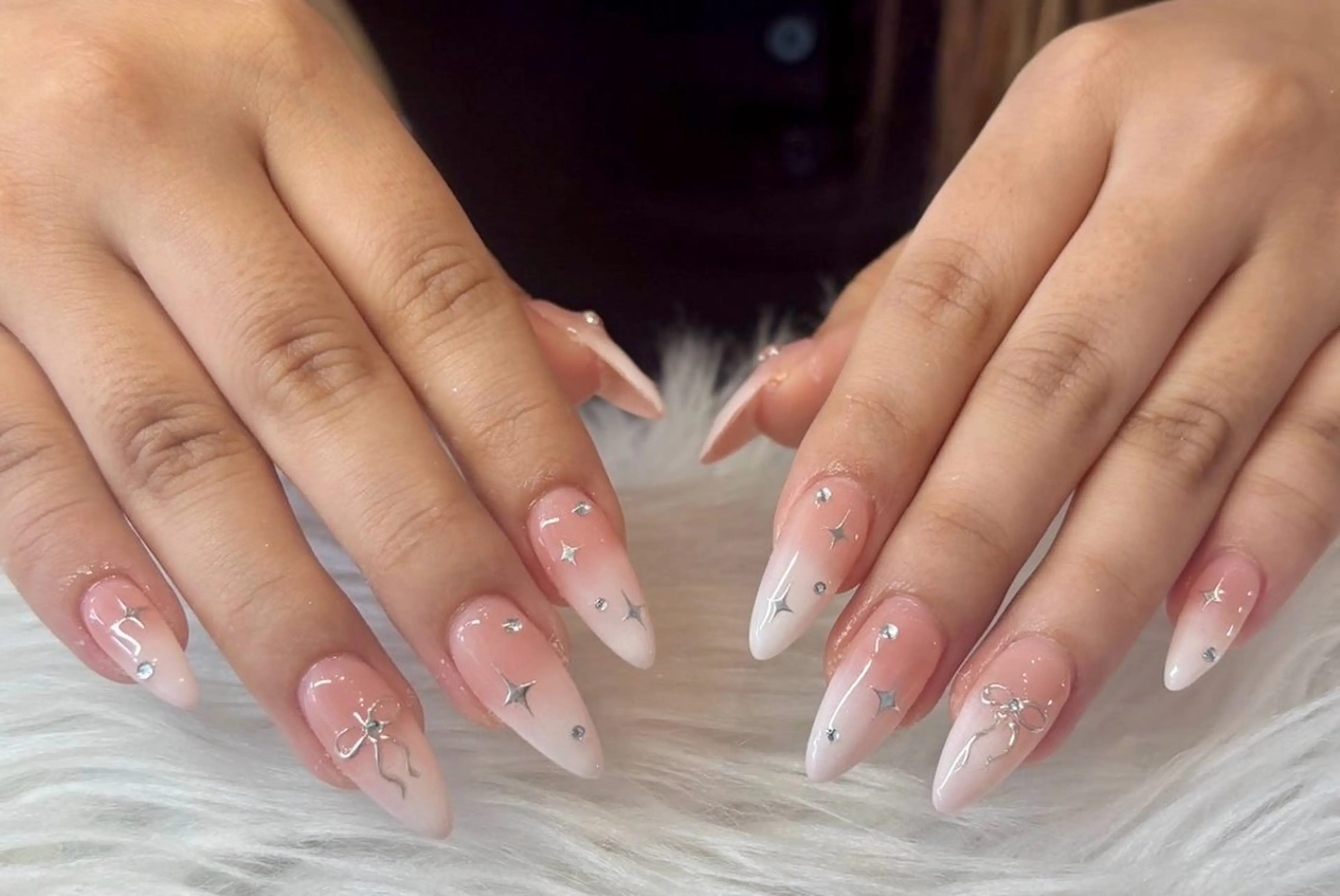 ネイル ハンドネイル nail salon oneness🎀のネイルデザイン
