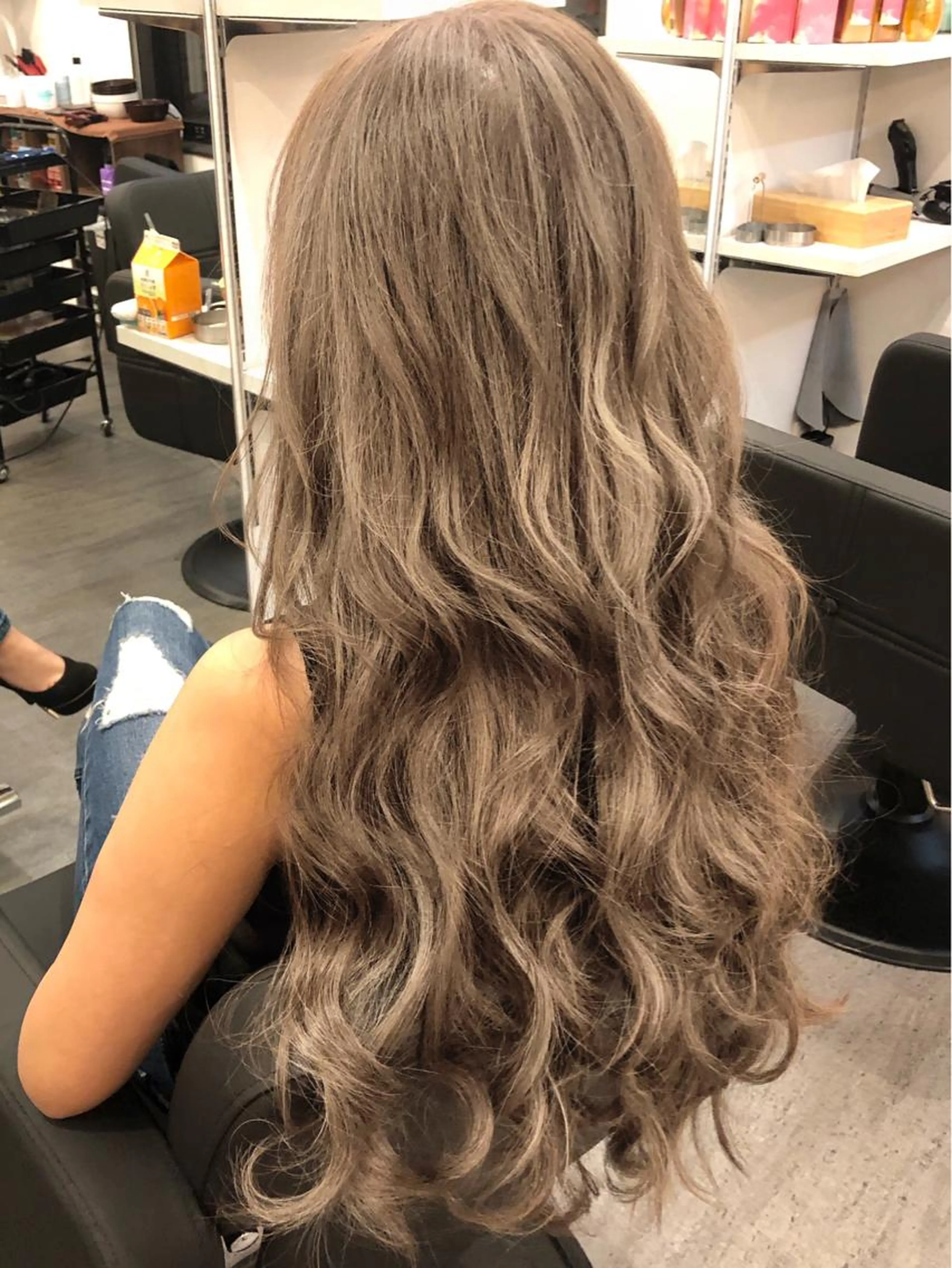 【シールエクステ】カラー+シールエクステ80枚（52ｃｍ/人毛100％）￥25000の写真