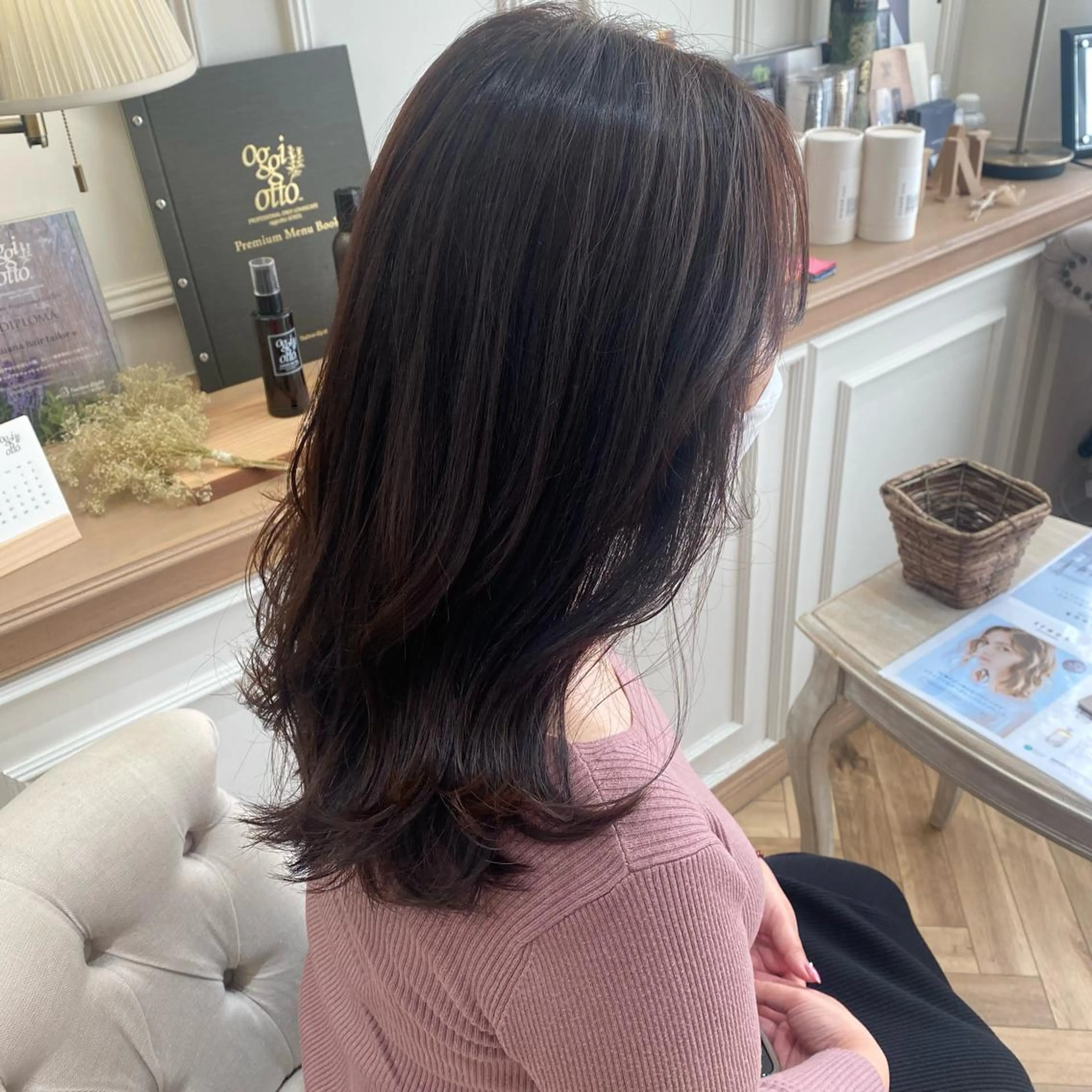 ミディアム カット トリートメント 原 朱莉のヘアスタイル