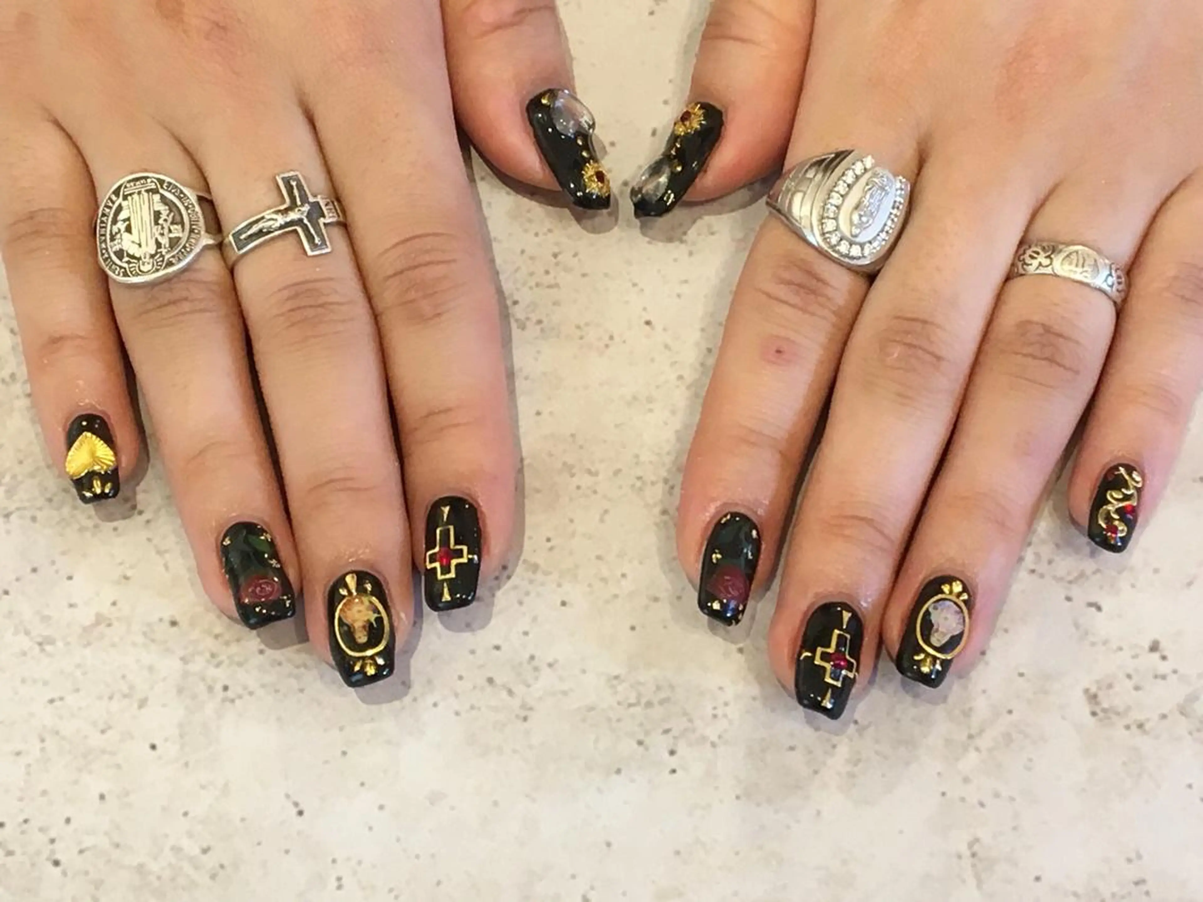 ネイル ハンドネイル revia所属・ERI Nailistのネイルデザイン