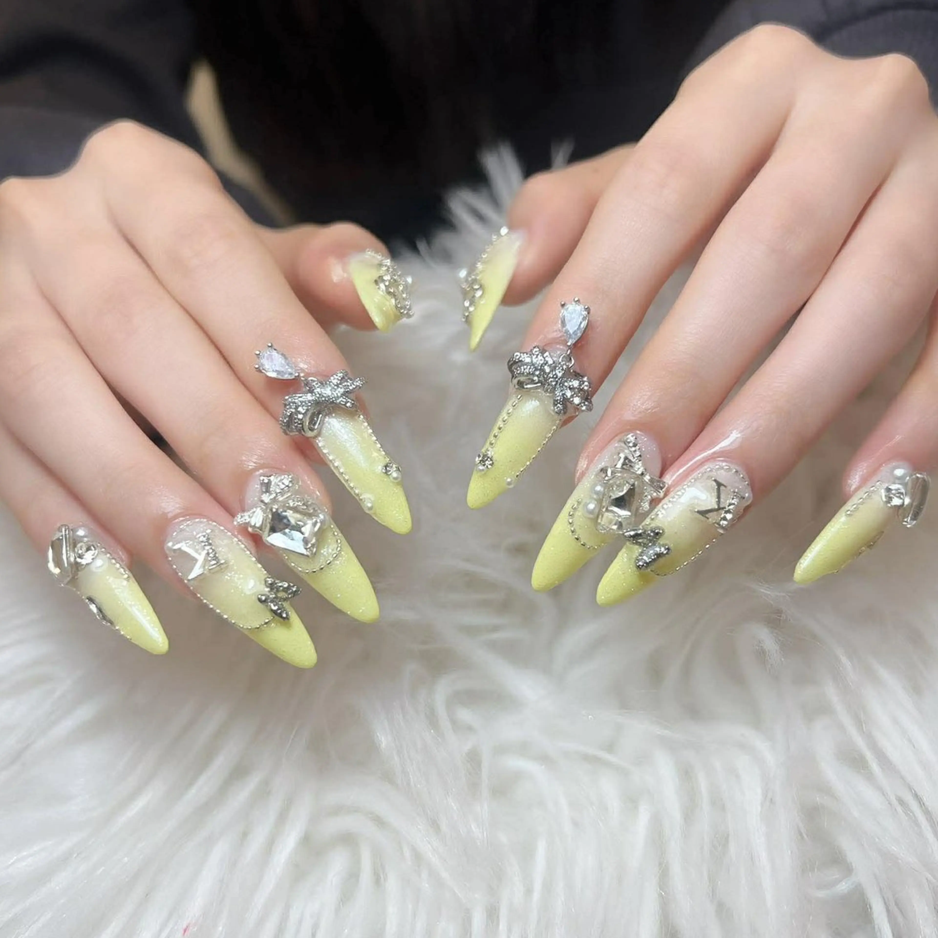 ネイル ハンドネイル ハンドケア Anh Nail 歌舞伎町のネイルデザイン