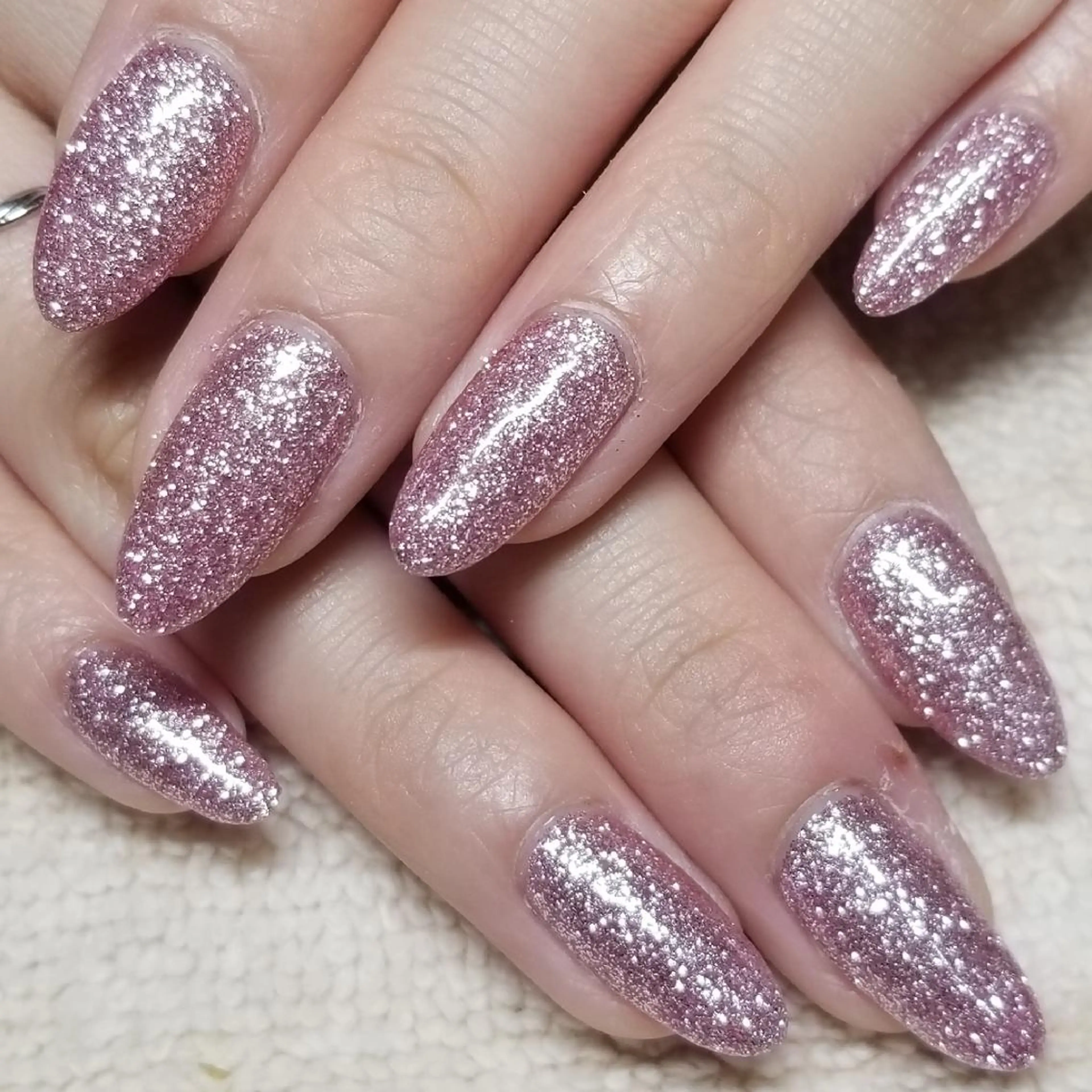 ネイル ラメ(グリッター) ワンカラーネイル ピンク ハンドネイル よしだ ひろきのネイルデザイン