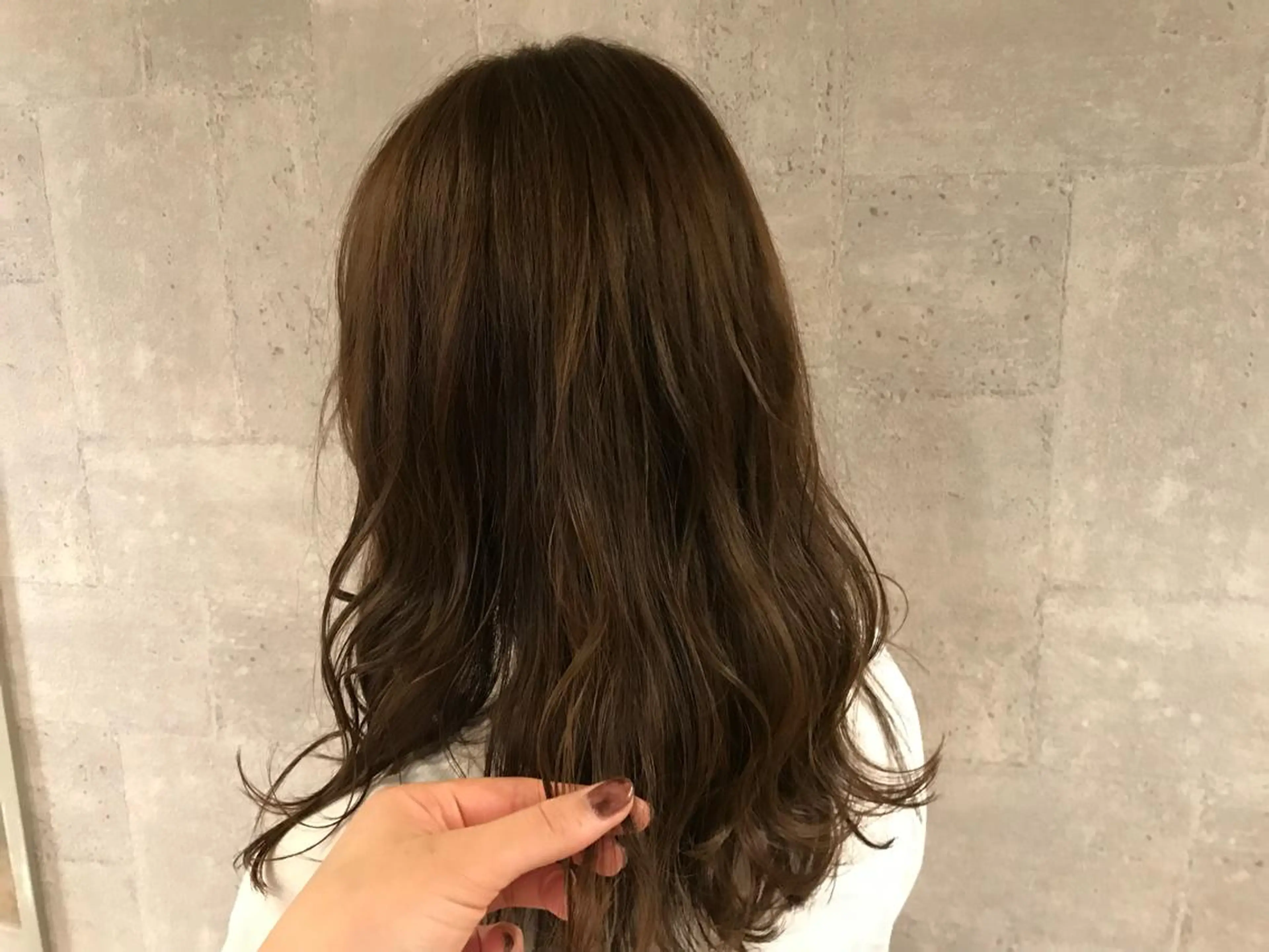 セミロング メンズカット 鈴木ルナのヘアスタイル