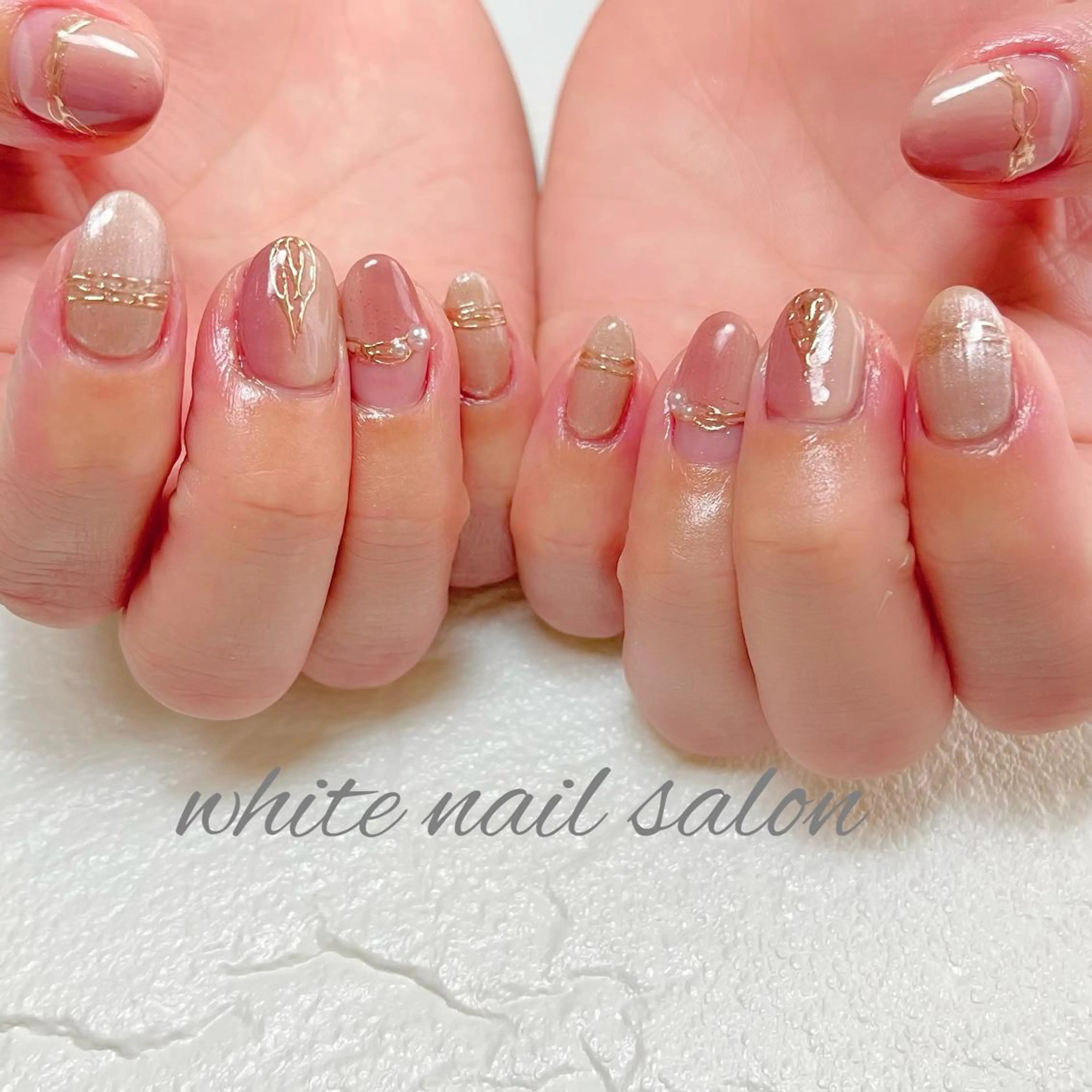 ネイル フットネイル ジェルネイル ハードジェル ラメ(グリッター) 持ち込み ハンドネイル white nail salonのネイルデザイン