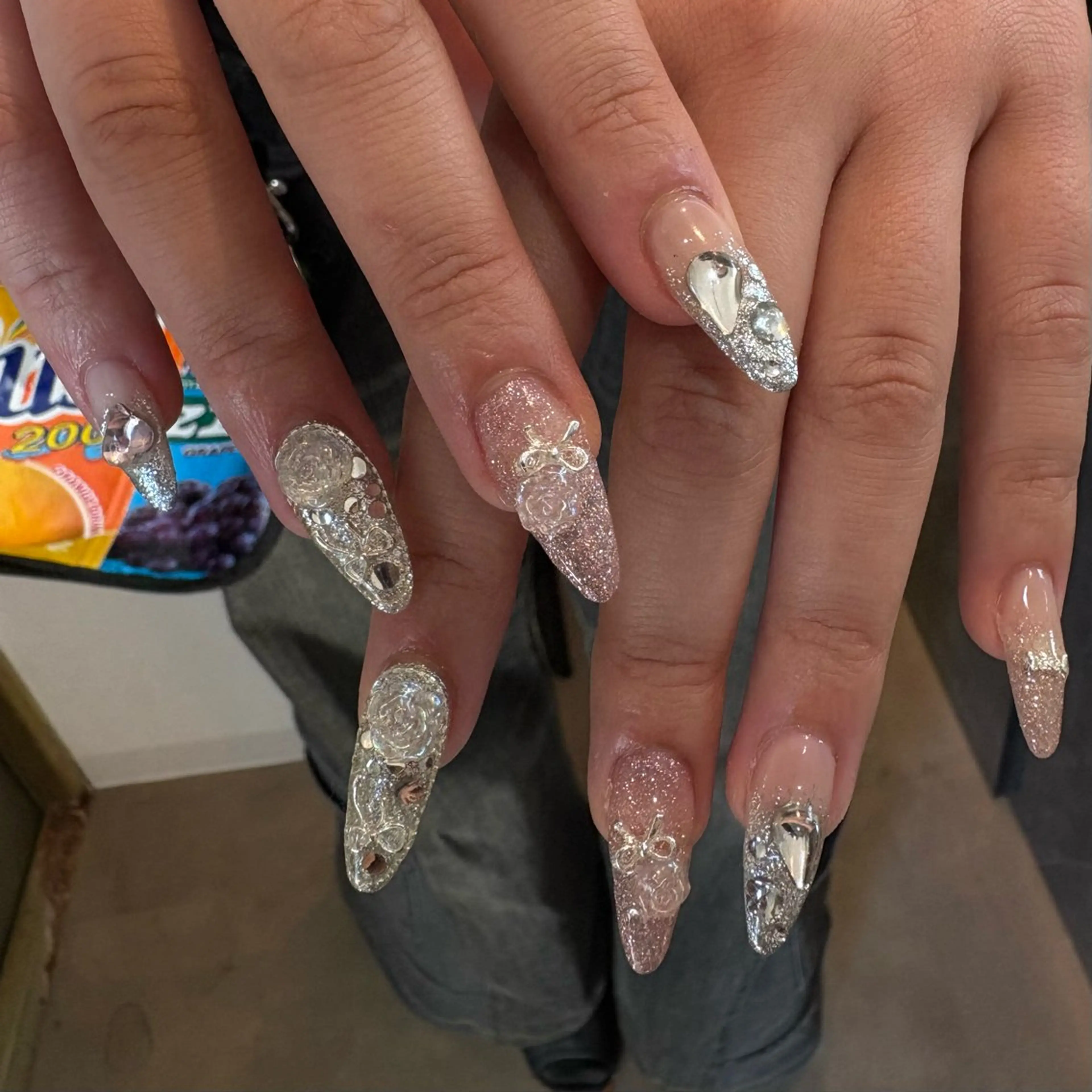 ネイル Lesest Emiriのネイルデザイン