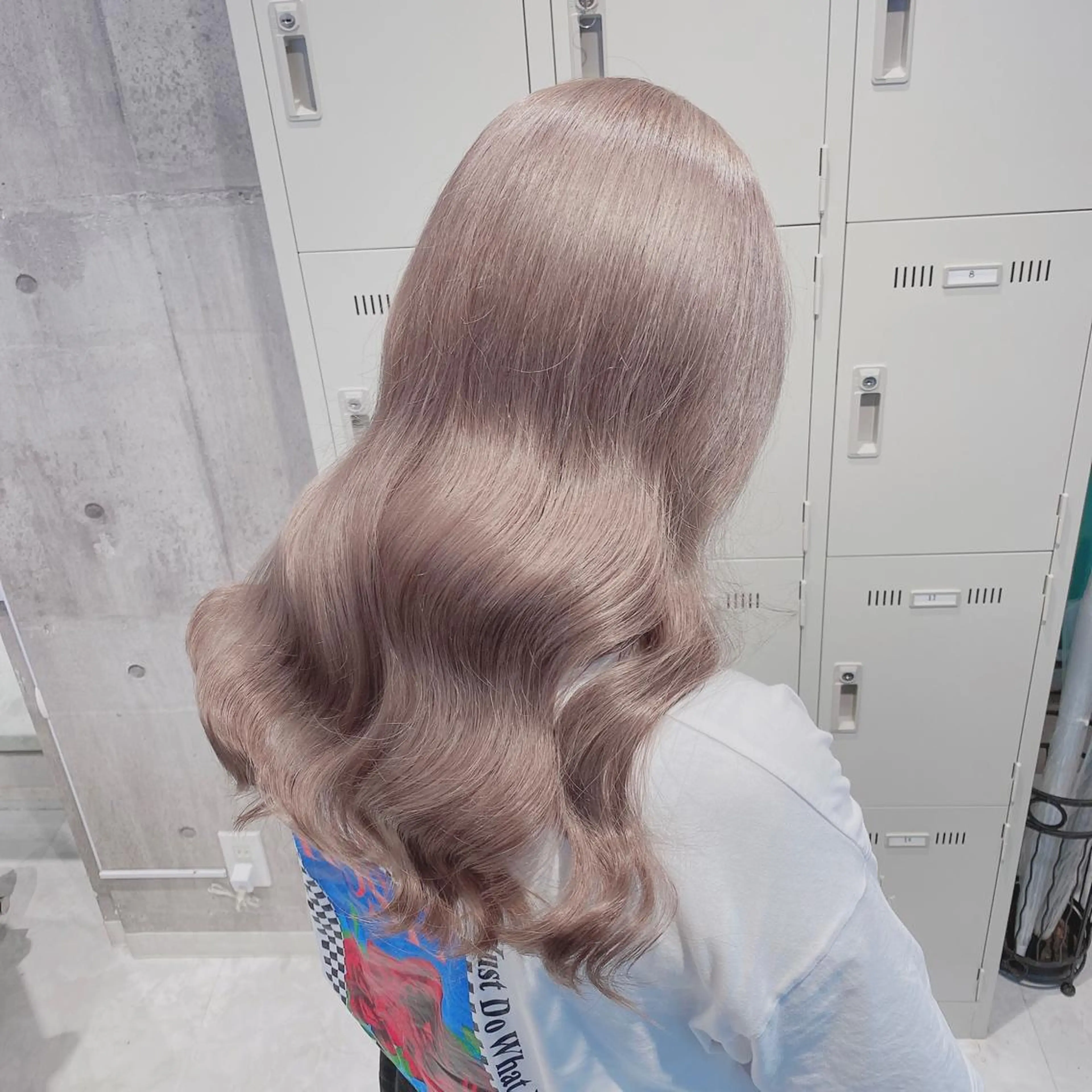 ミディアム カラー ヘアアレンジ メンズ キッズ マツエク・マツパ ハイトーン美容師 MASATOのヘアスタイル