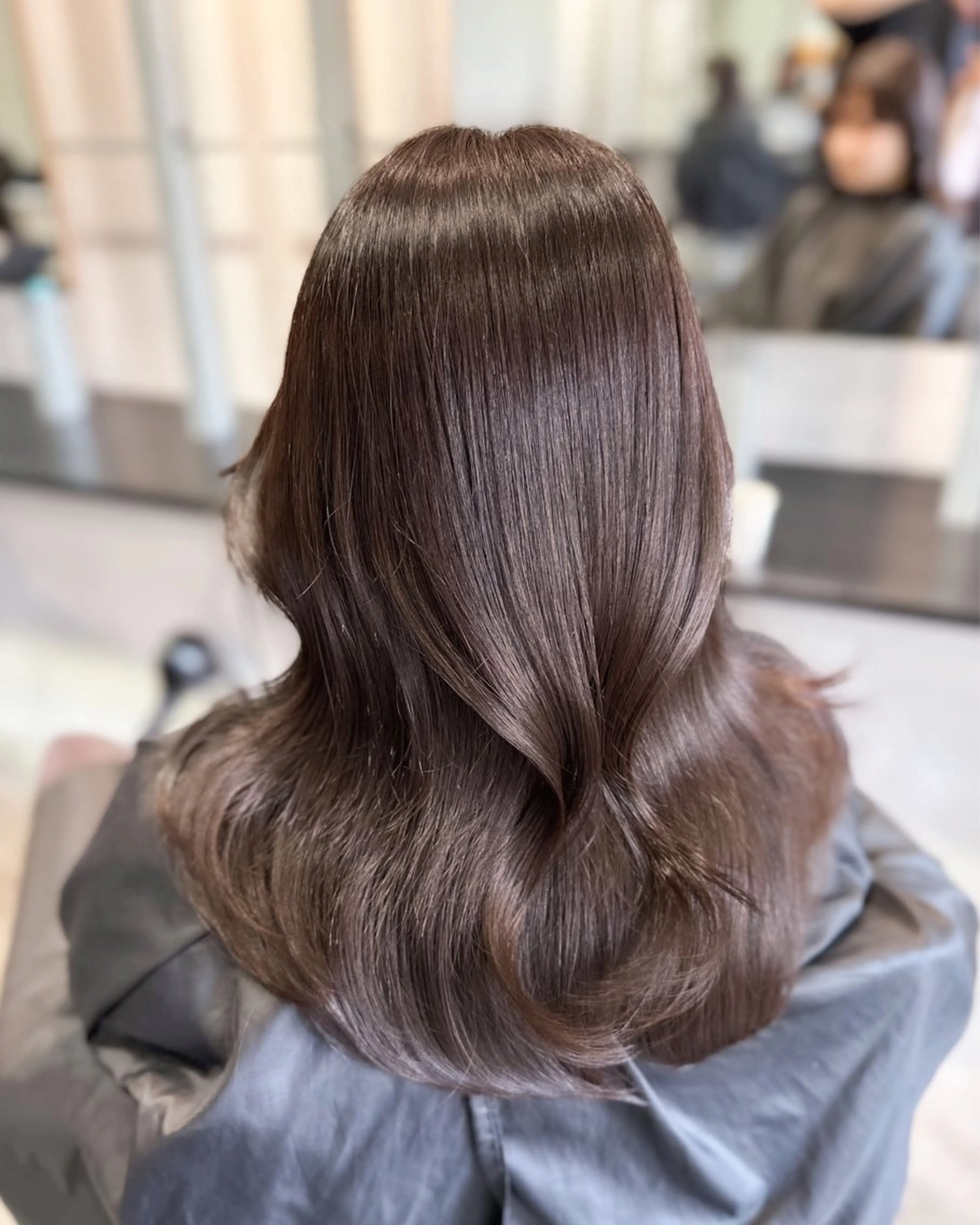 セミロング カラー グレージュ カット ヘアカラー トリートメント 韓国風レイヤーカット ryotaのヘアスタイル