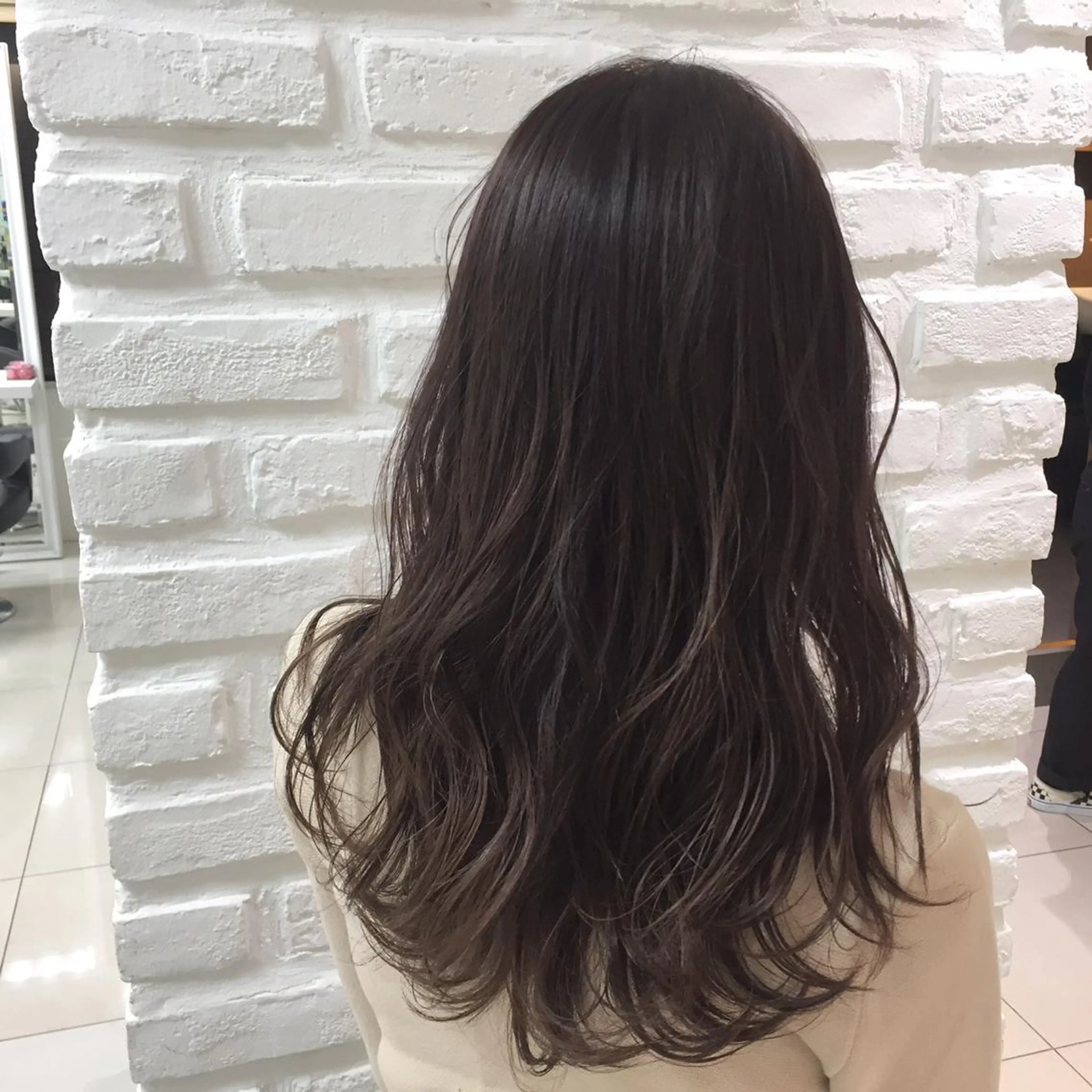 セミロング カラー ベージュカラー ハイライトカラー ピンクカラー ピンクベージュ ハイライト 【メンズ縮毛矯正/ Ryokaのヘアスタイル