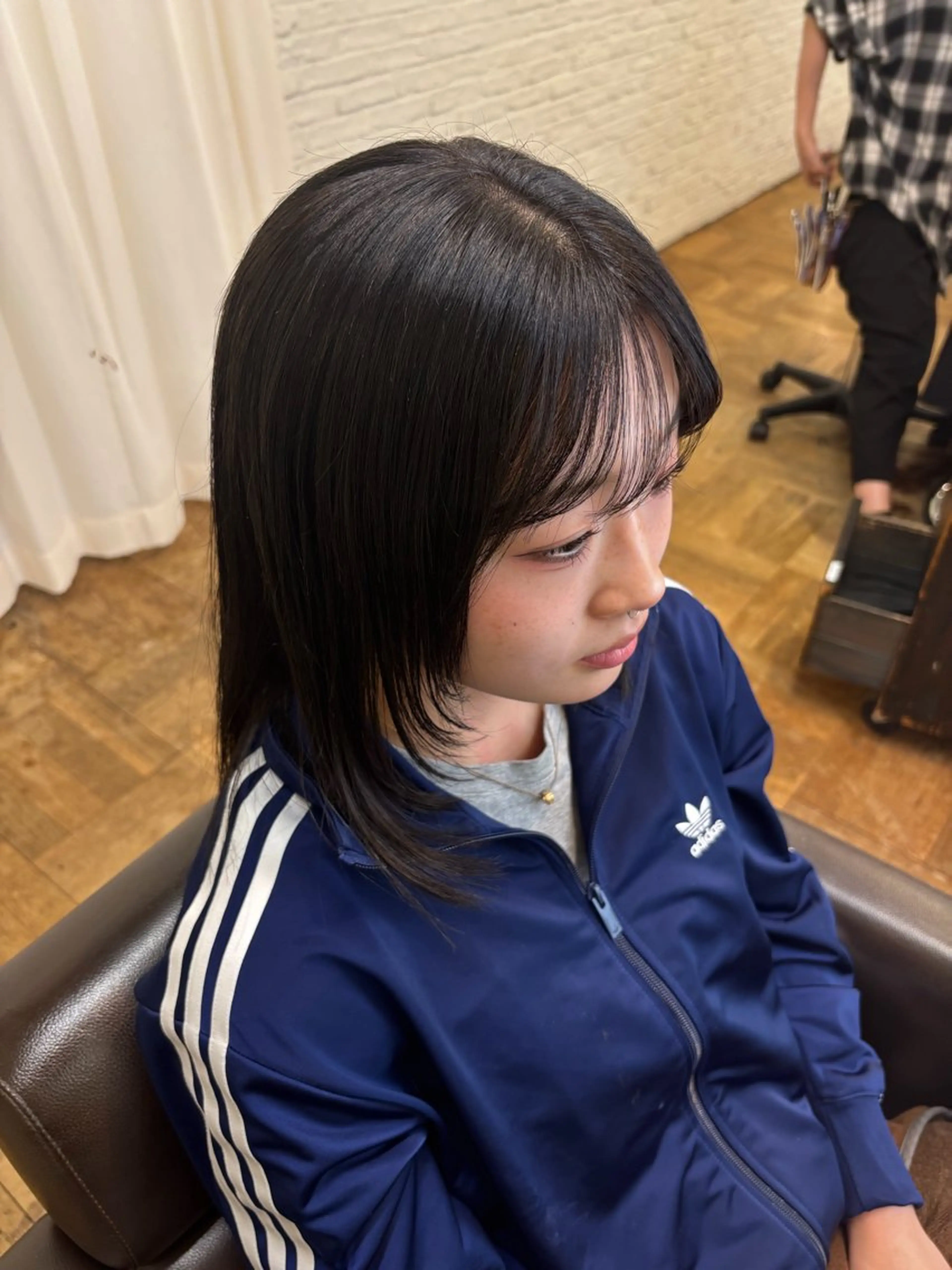 ミディアム 顔周りカット 古川 心のヘアスタイル