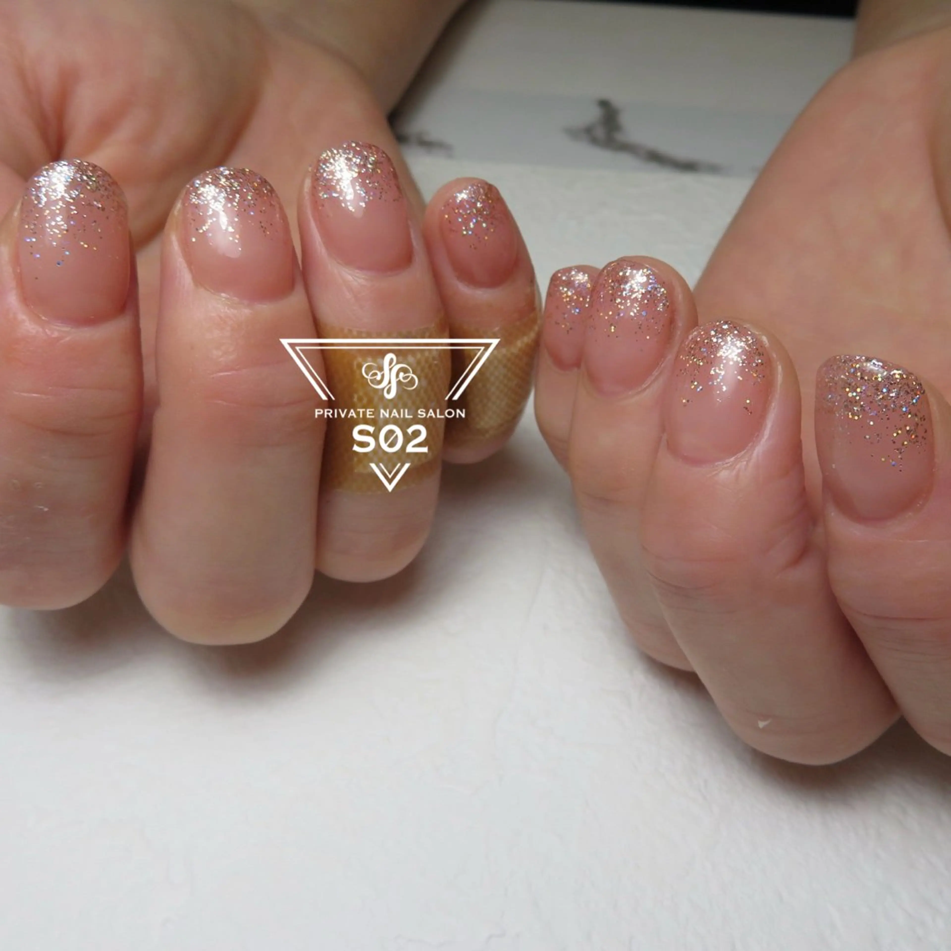 ネイル ラメ(グリッター) ネイルチップ ハンドネイル S02 𝙲𝚑𝚒𝚎のネイルデザイン