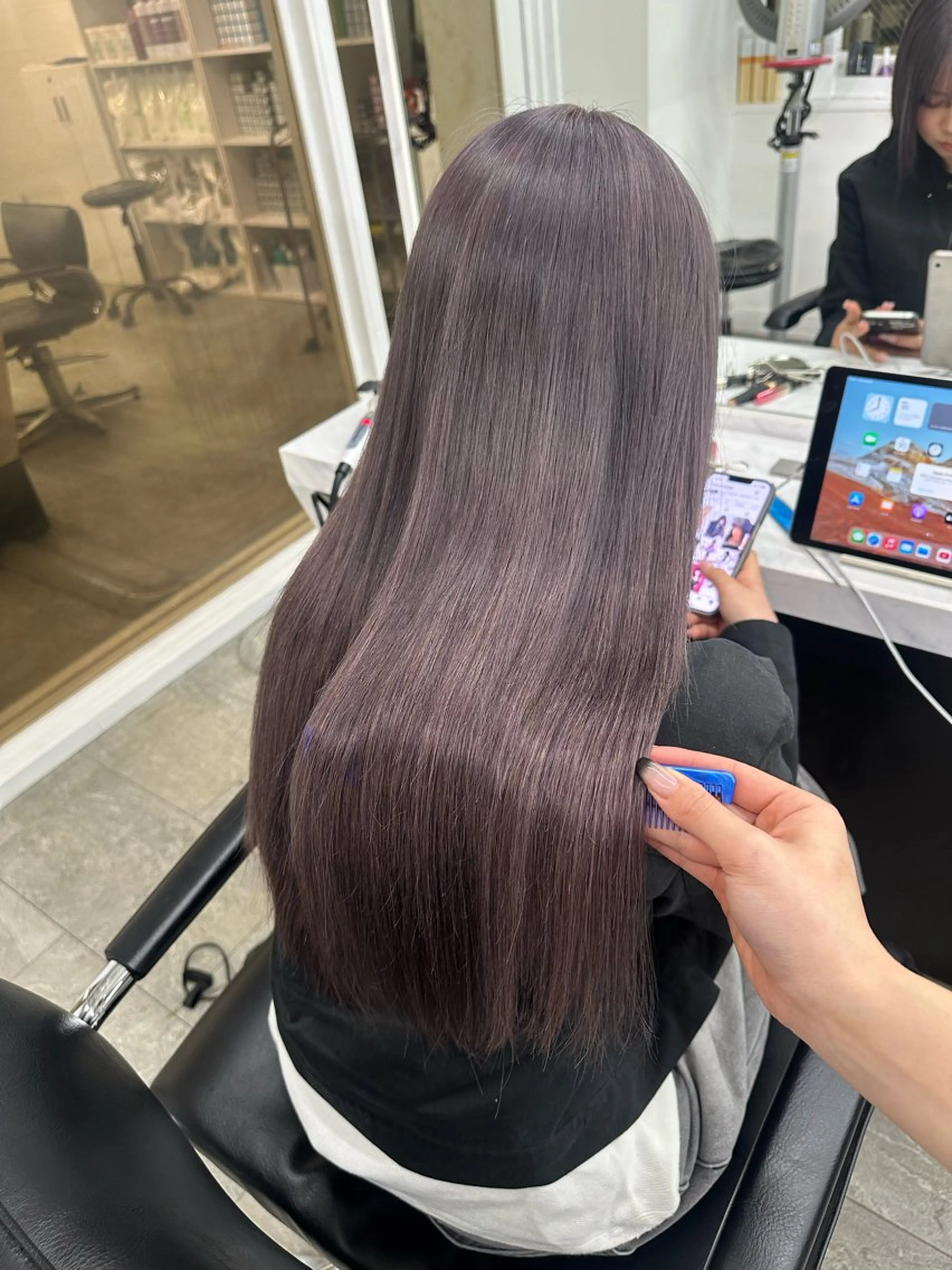 プルエクステ付けたままカラー ＋ Oggi Ottoトリートメントの写真