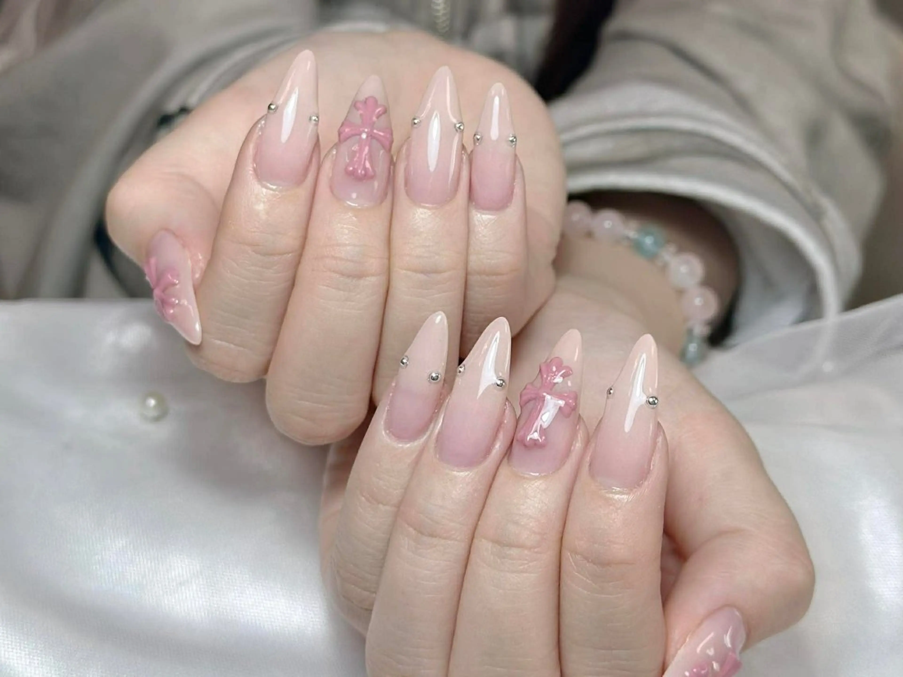 ネイル チークネイル フレンチネイル グラデーション マグネットネイル ミラーネイル ハンドネイル sorako nailのネイルデザイン