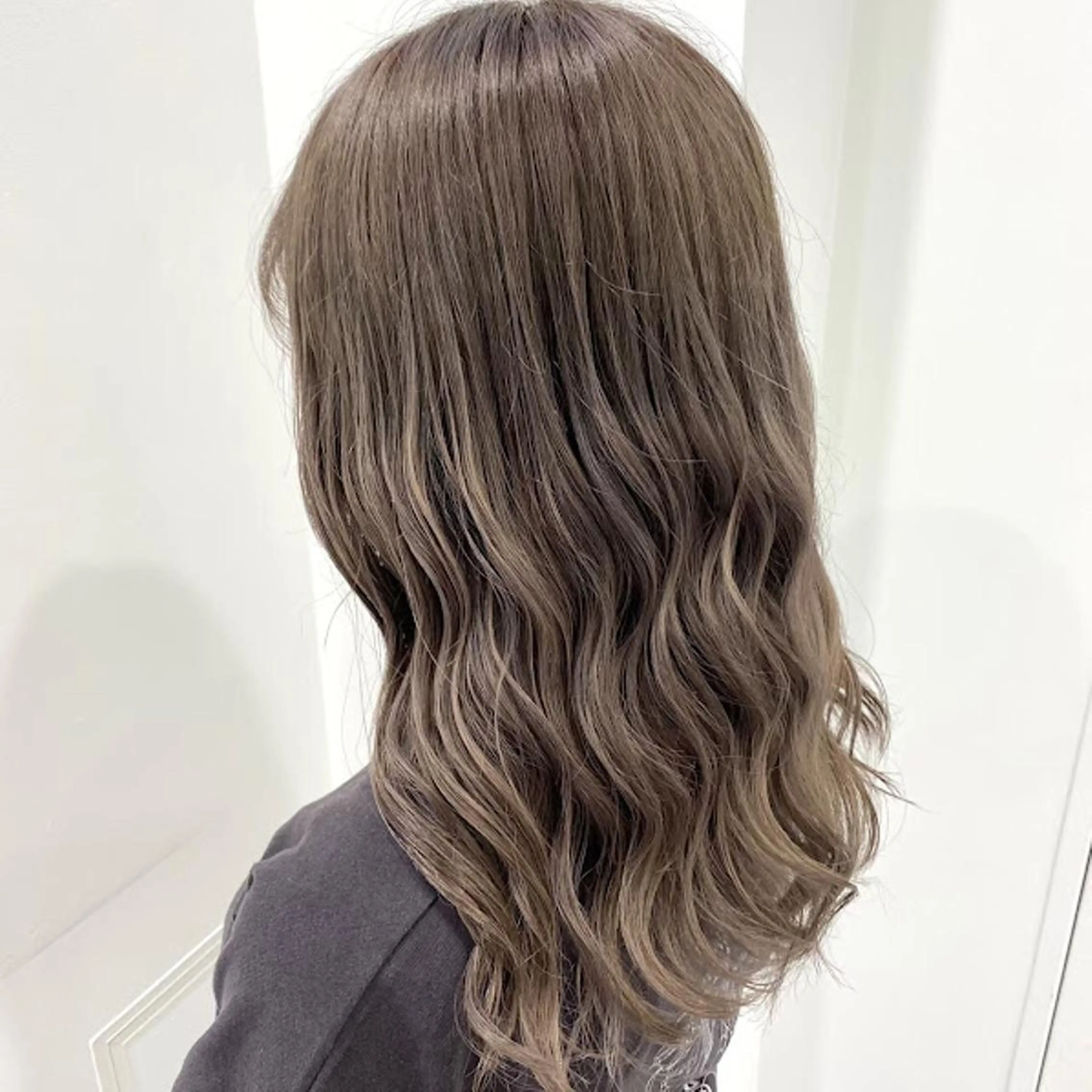 カラー 🪞official THREE 横浜🎀のヘアスタイル