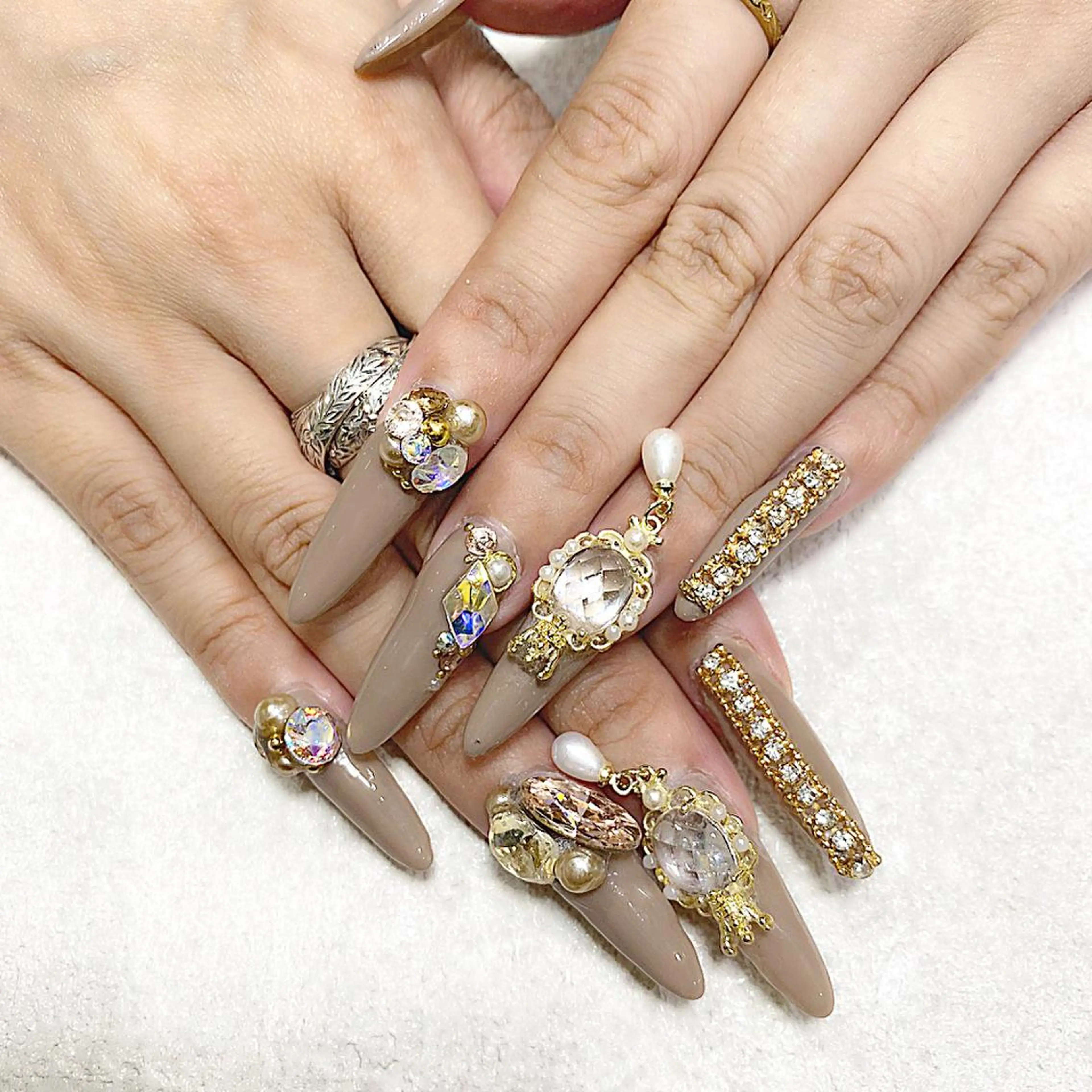 ネイル ハンドネイル Majesticrose_nail所属・nail l_yukiのネイルデザイン