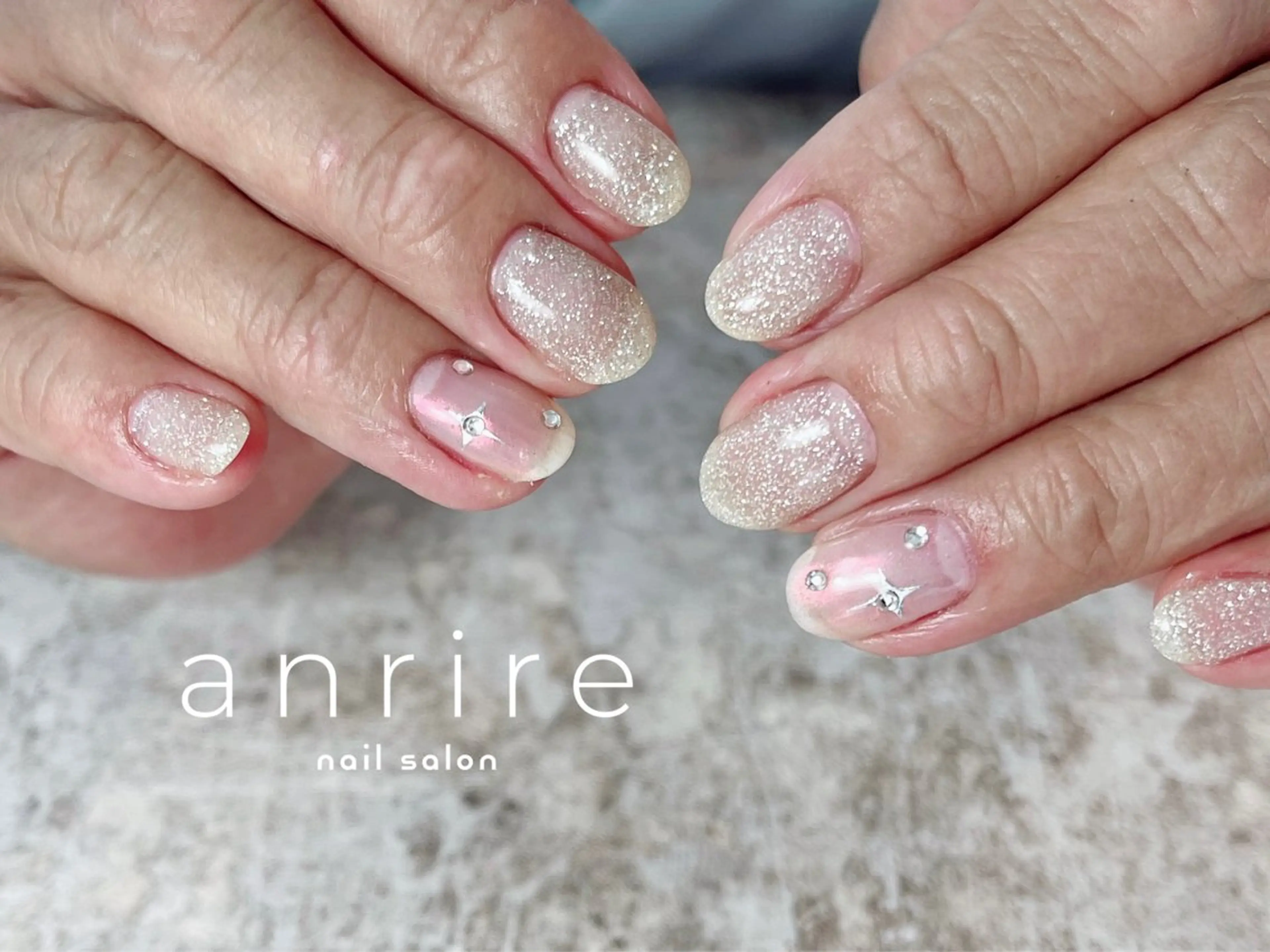 ネイル フラッシュネイル ジェルネイル キラキラネイル ミラーネイル オフィスネイル ハンドネイル nailsalon anrireのネイルデザイン
