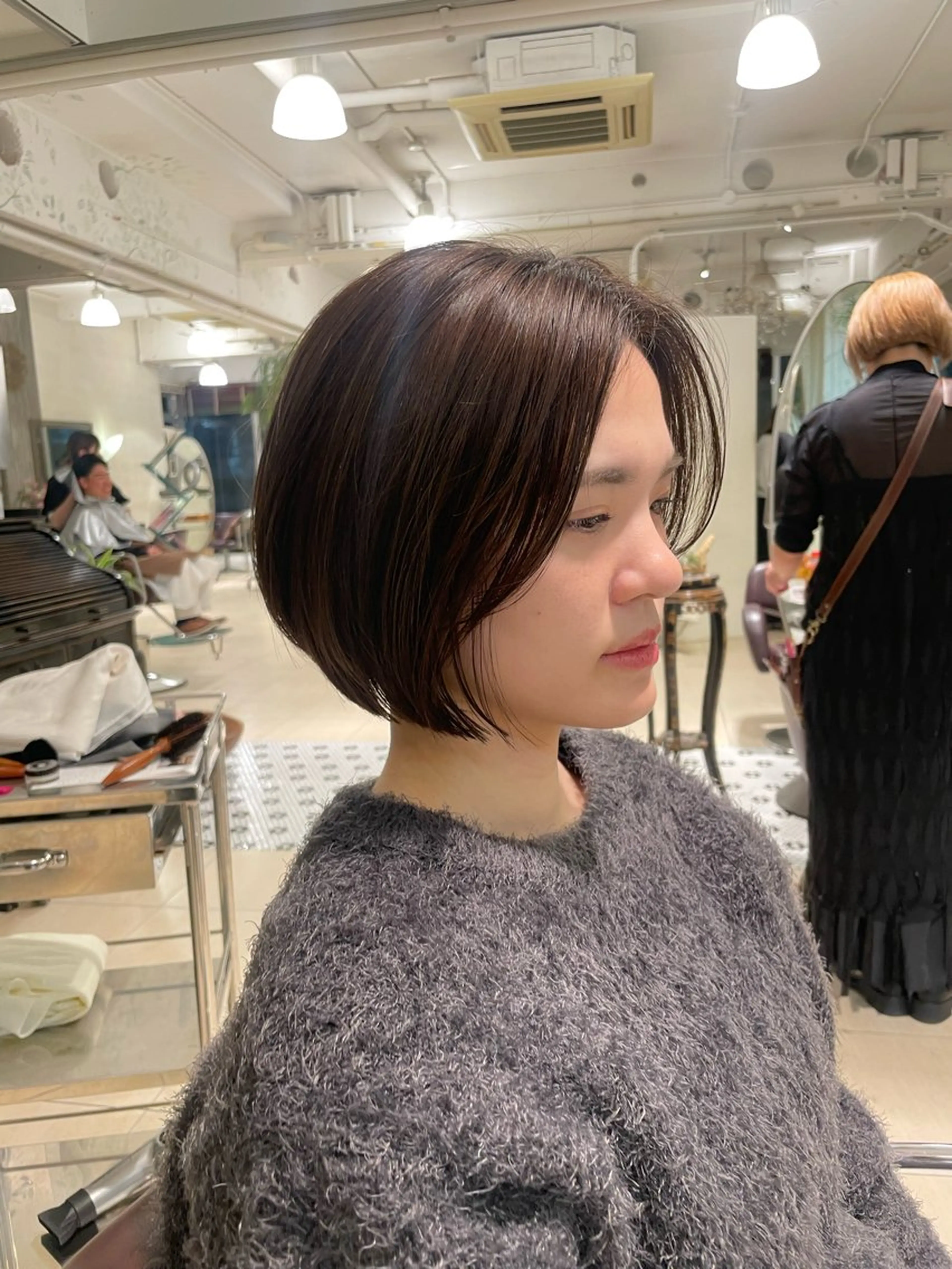 ショート ヘアカラー 青木 あおいのヘアスタイル