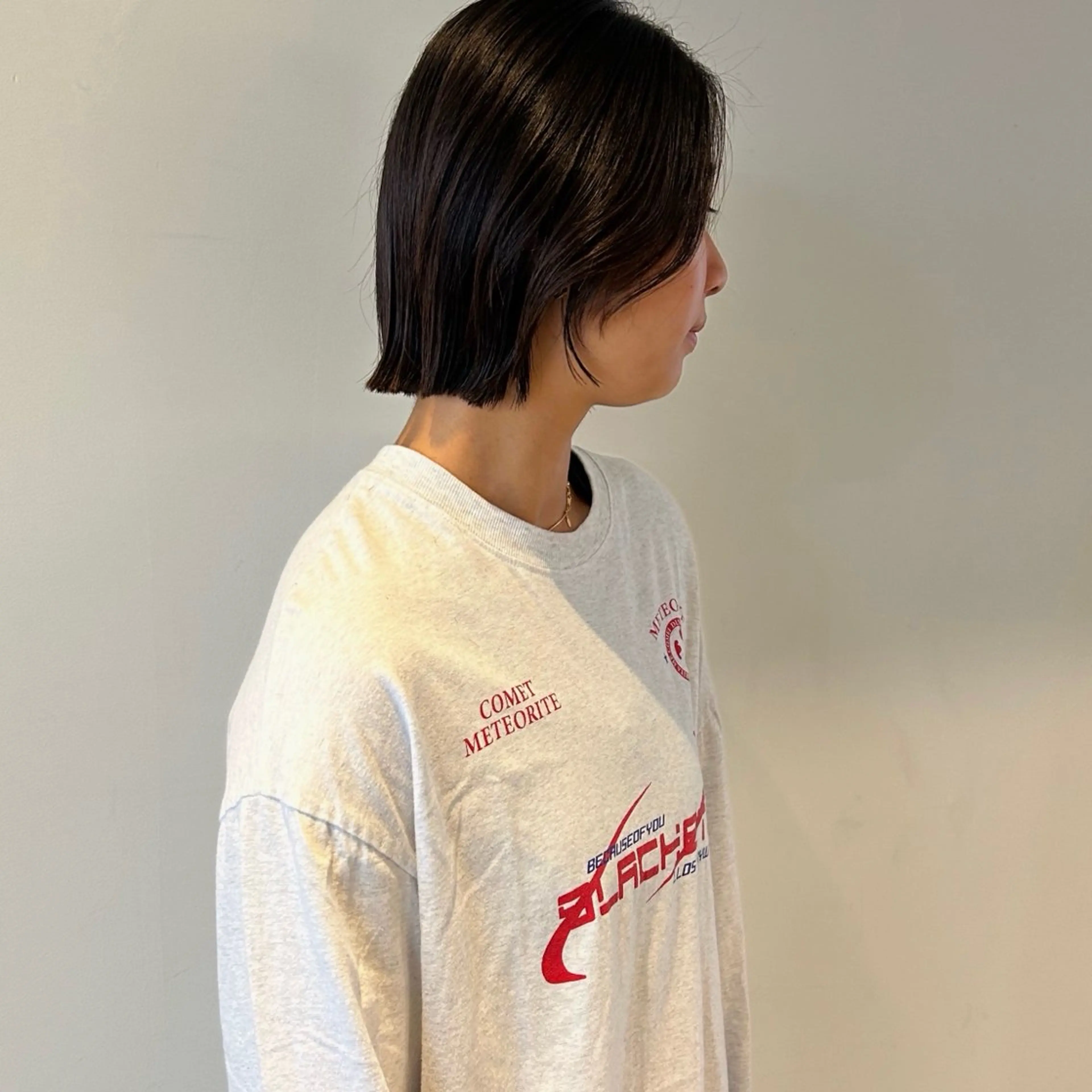 ショート カラー 透明感カラー 顔まわりレイヤー 顔周りカット レイヤーカット nonoka オリーブ/レイヤーのヘアスタイル