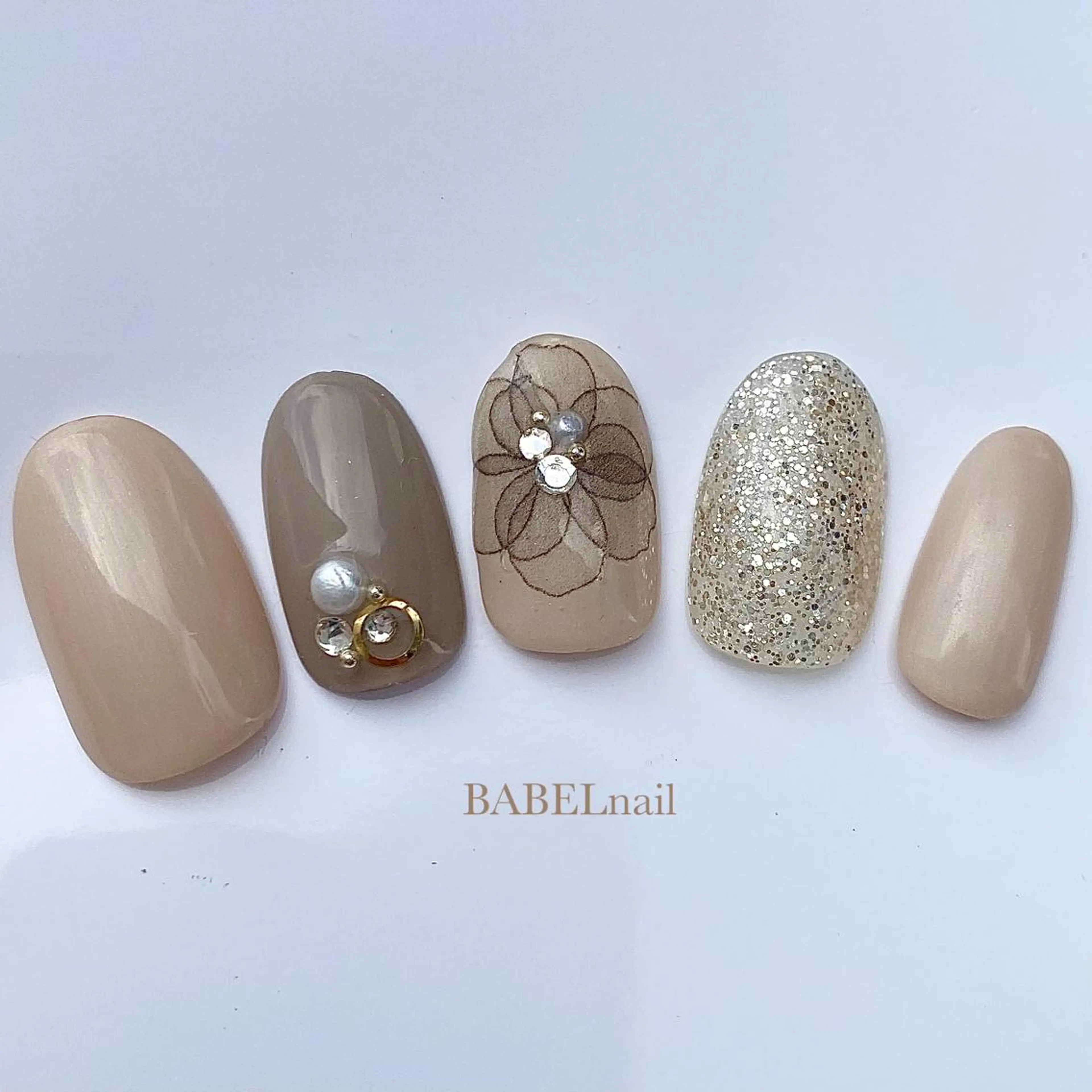 ネイル アートネイル ジェルネイル オフィスネイル ショートネイル ハンドネイル BABELバベル所属・江戸川橋✨BABEL 【バベル】大人可愛いのネイルデザイン