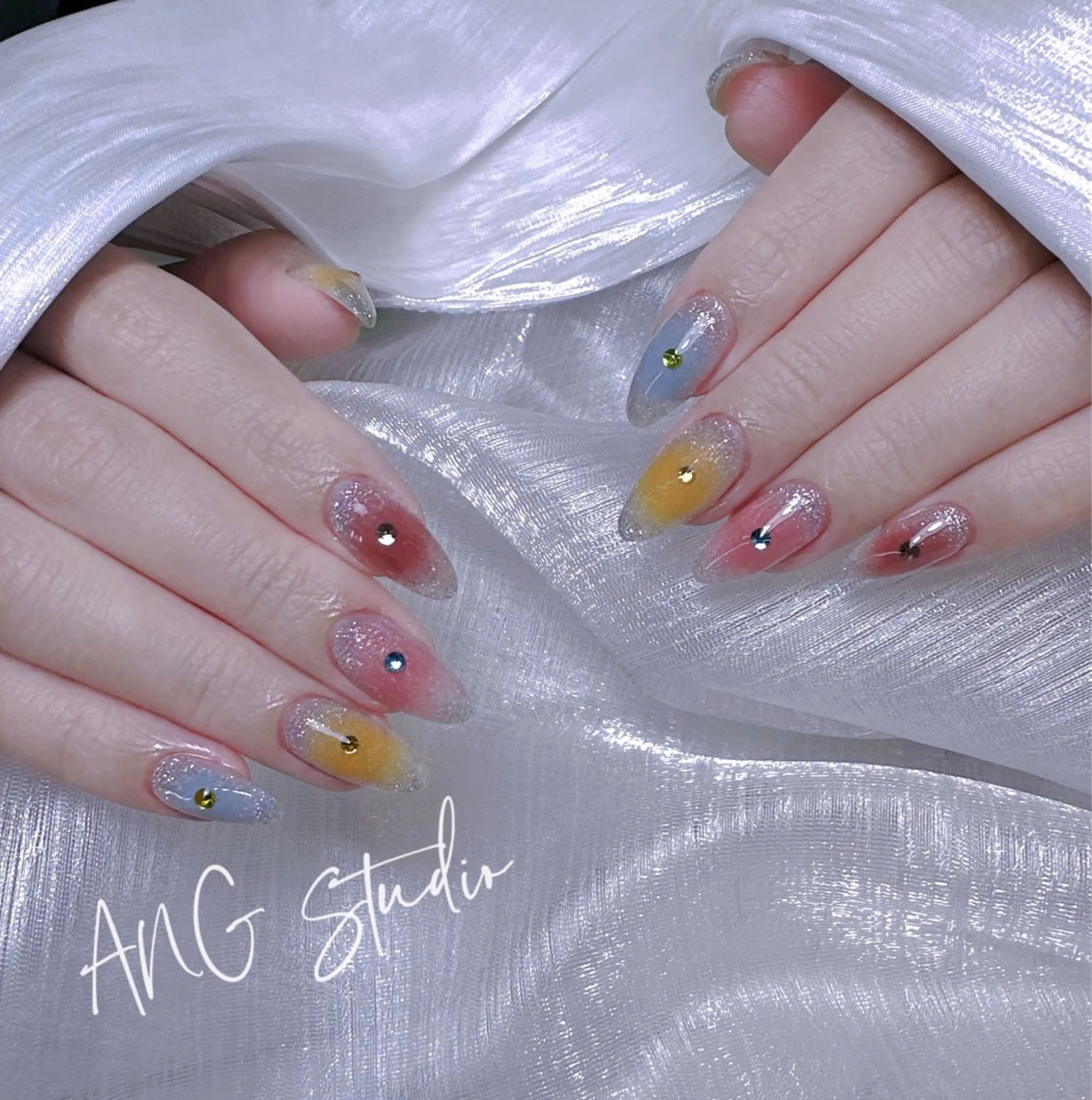 ネイル ハンドネイル ハンドケア ANG Studioのネイルデザイン