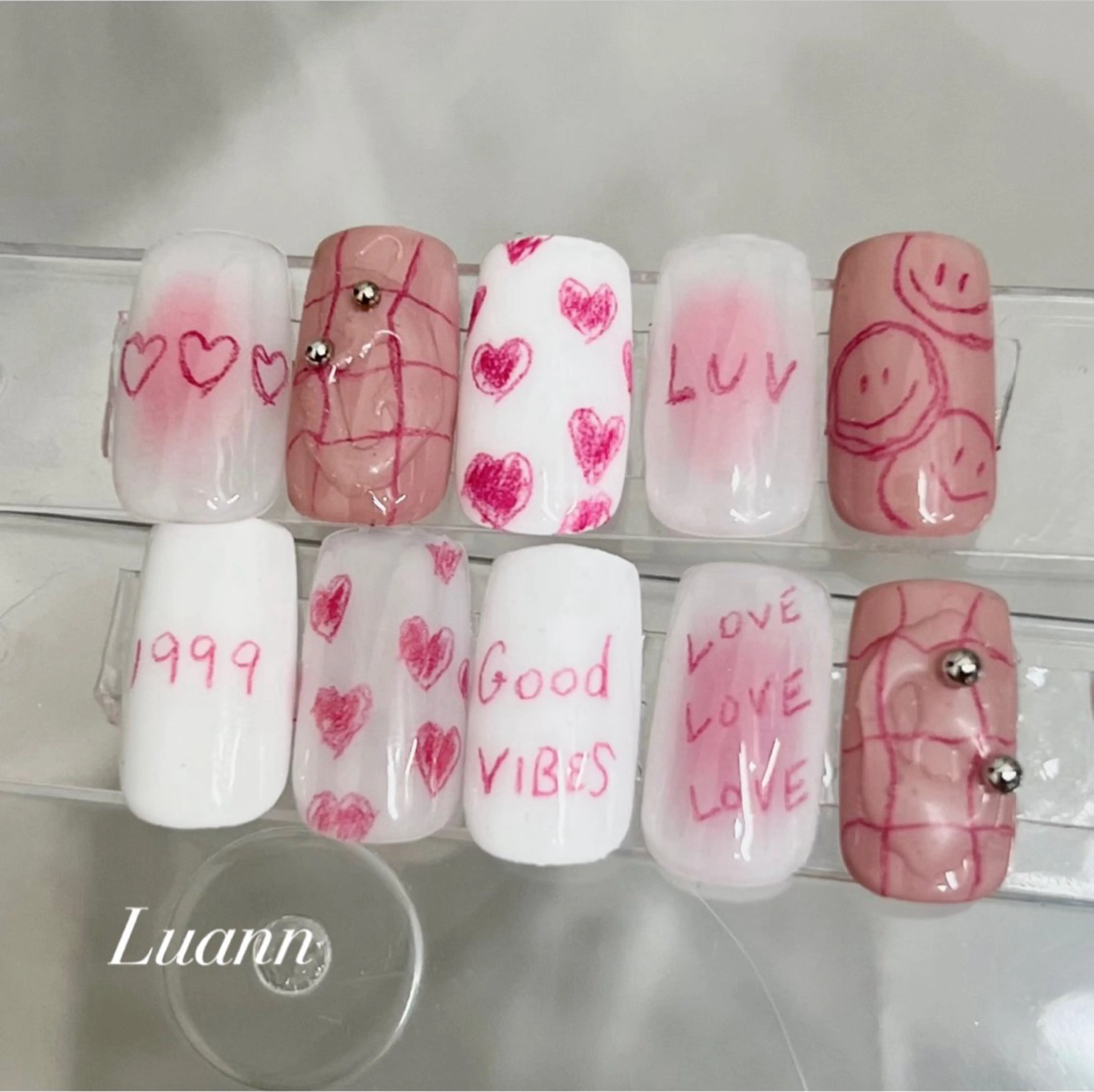 ネイル チークネイル 韓国ネイル ニュアンスネイル ピンク ハンドネイル Luann nail Sakiのネイルデザイン