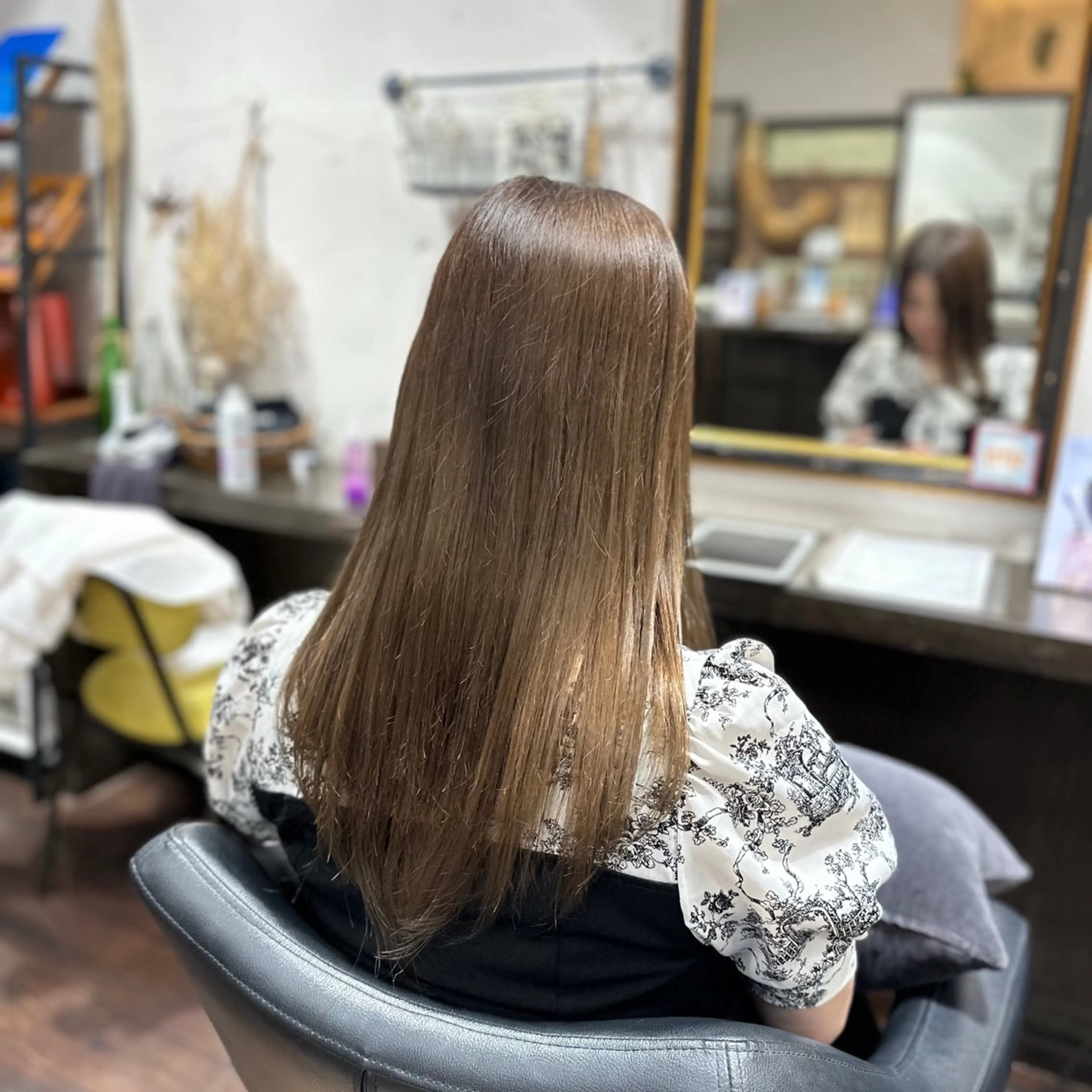 ロング ヘアカラー 田中 桜風のヘアスタイル