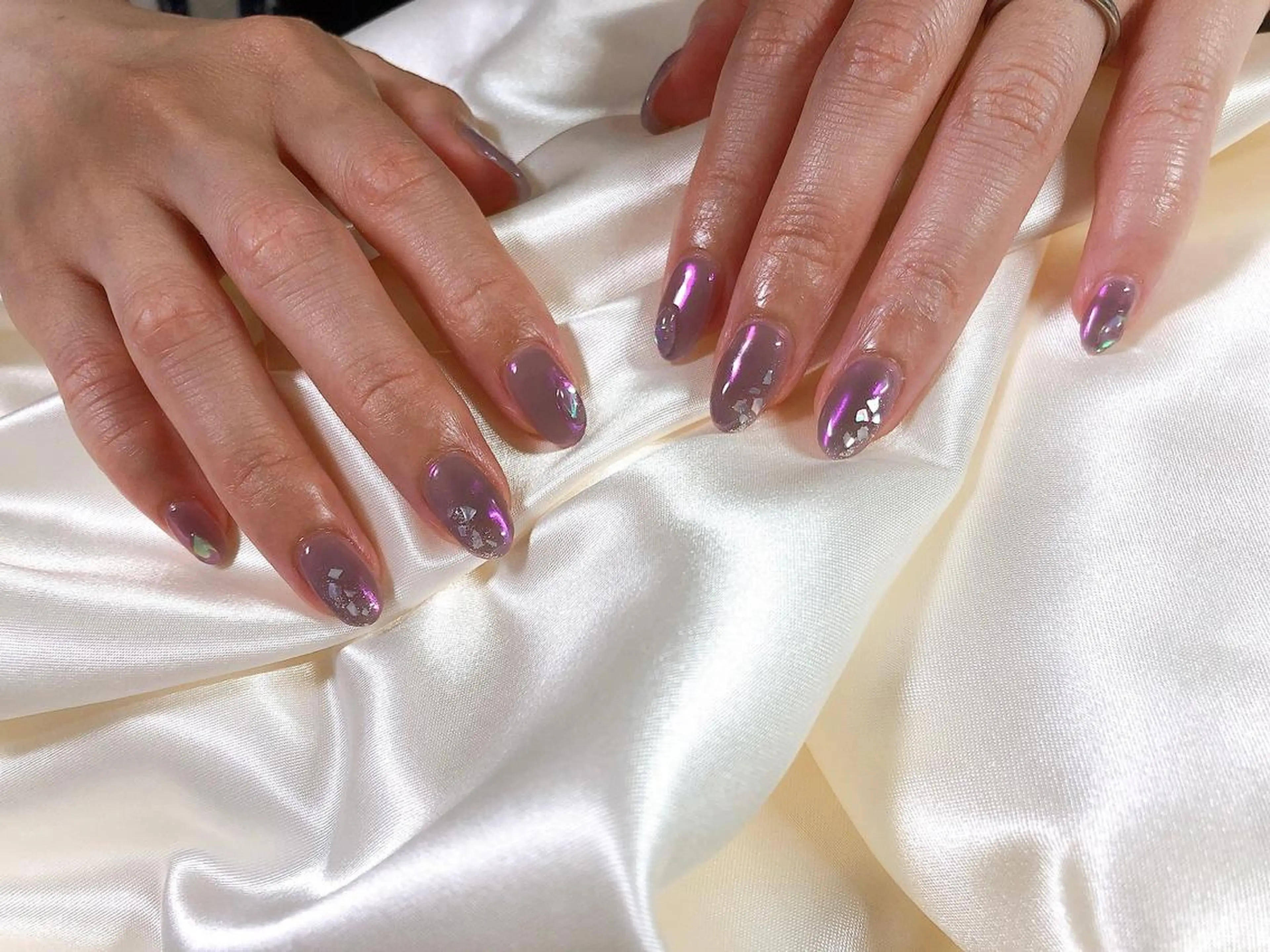 ネイル オーロラネイル kiki nail &brow二子玉川の眉毛・アイブロウイメージ