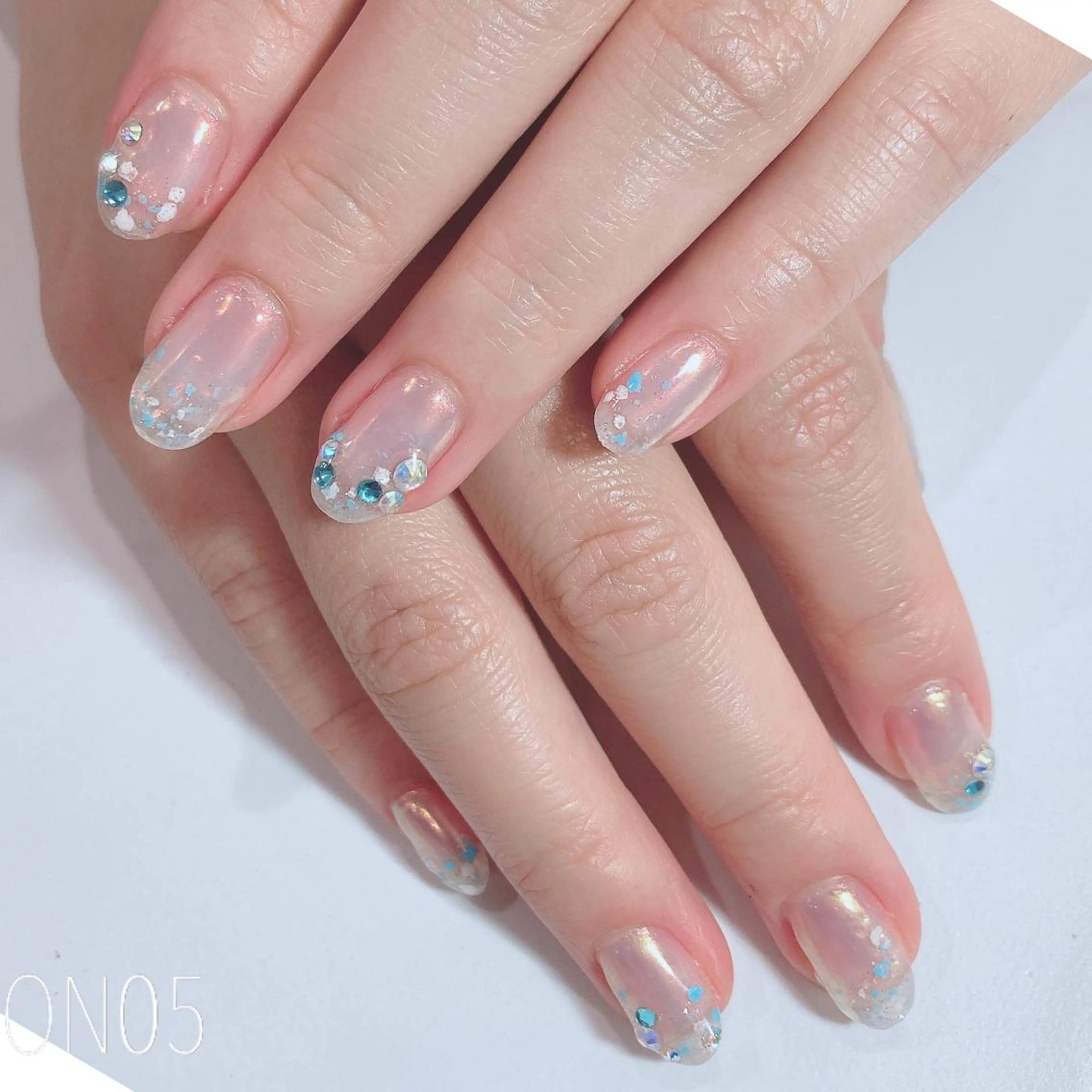 ネイル 園 寛子 （ネイリスト）のネイルデザイン