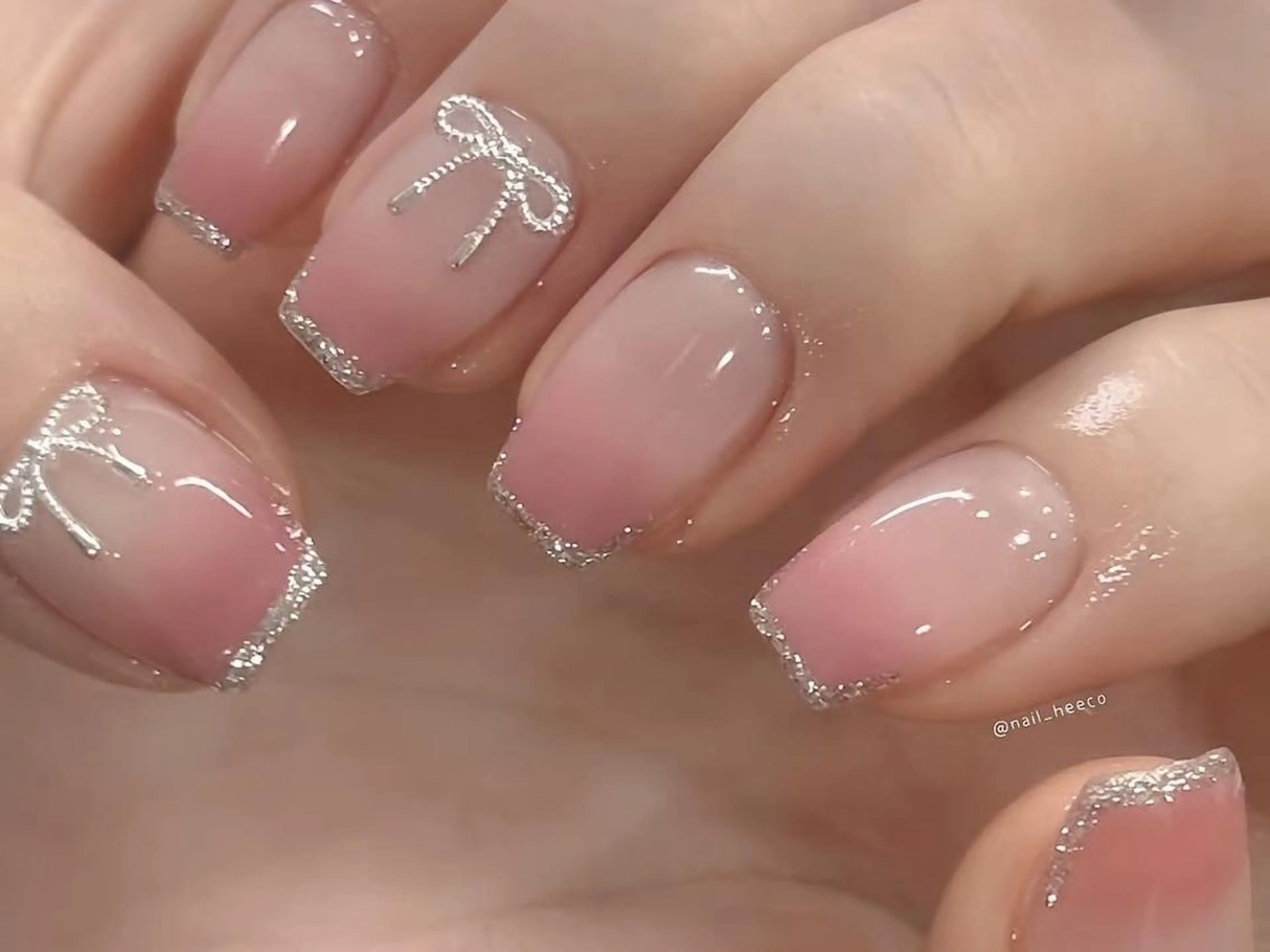 メンズ ネイル メンズ韓国風 オーロラネイル チークネイル 長さ出し フットネイル Kitty Nail salonのネイルデザイン