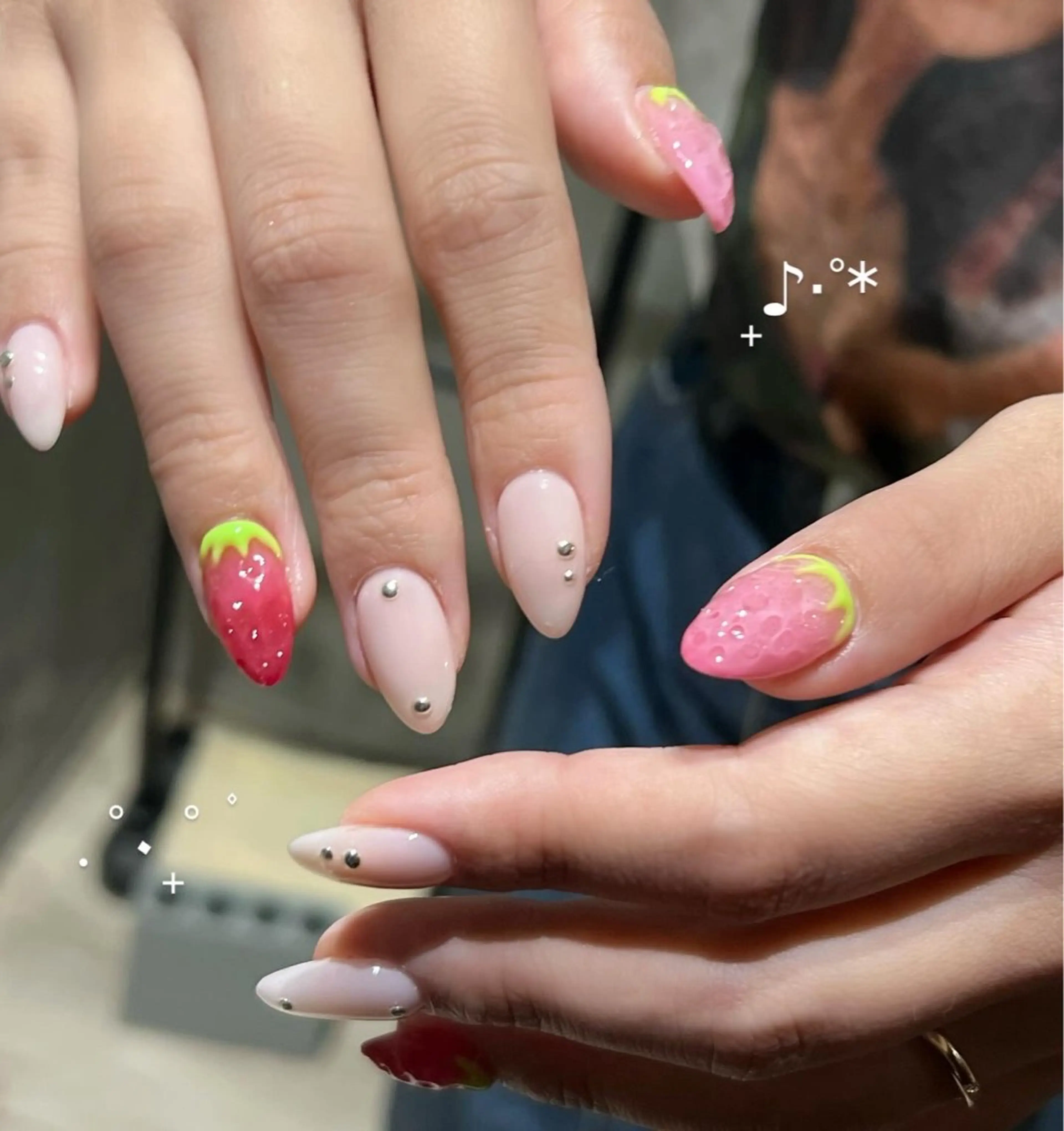 ネイル 浅草MIYAVI クミのネイルデザイン