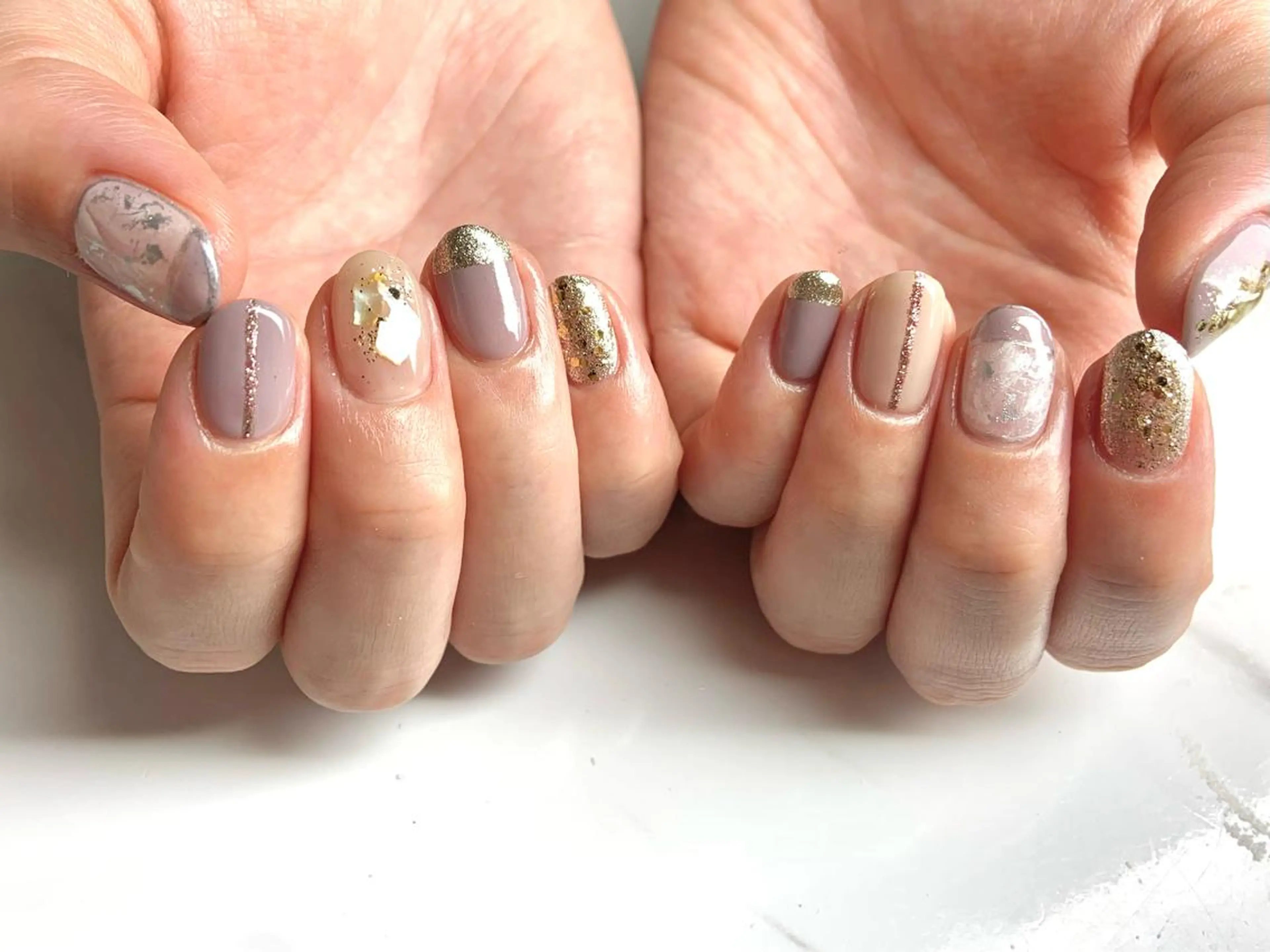 ミディアム ネイリスト シンのネイルデザイン