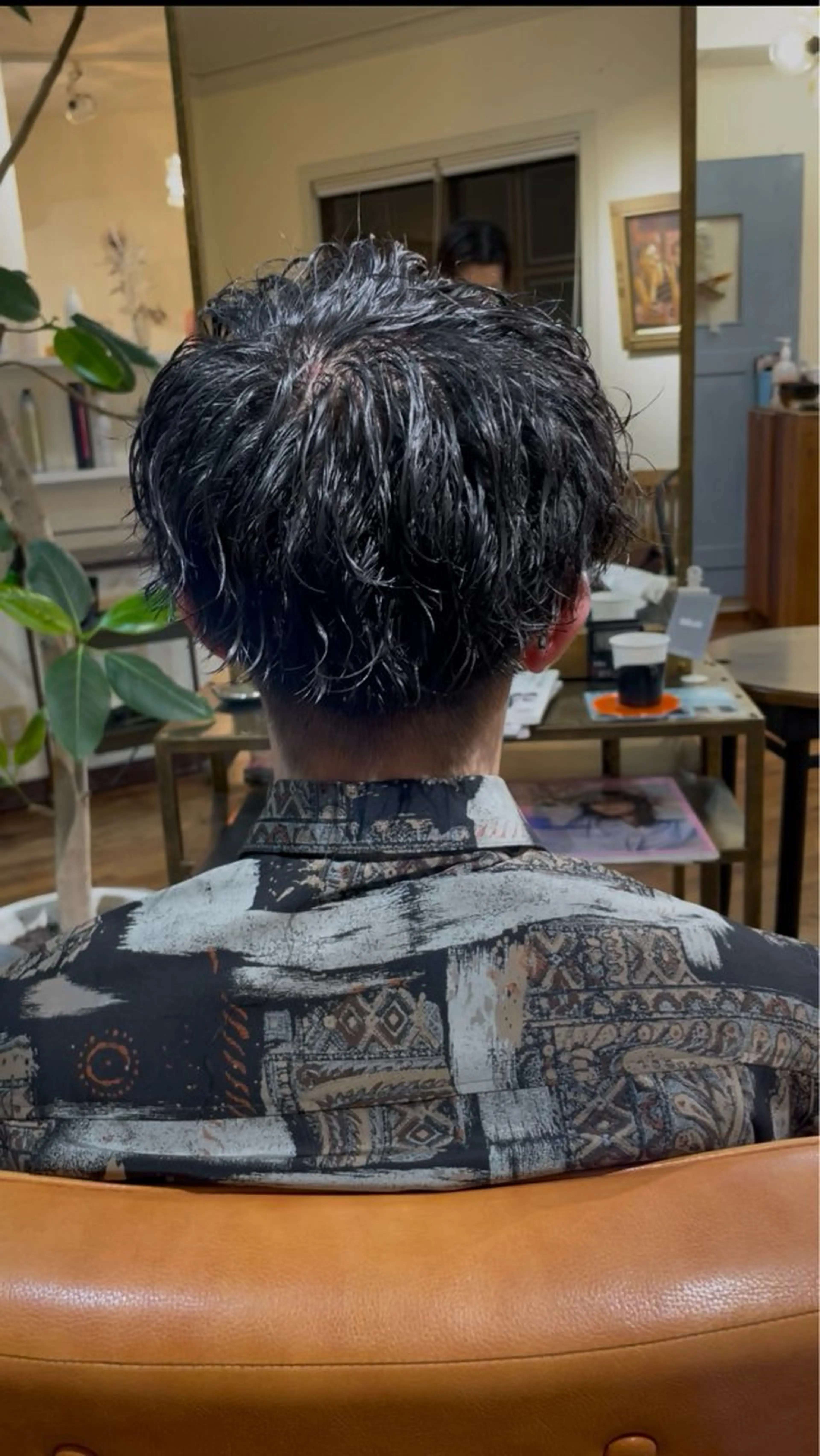 パーマ メンズ 西岡 勇人のヘアスタイル