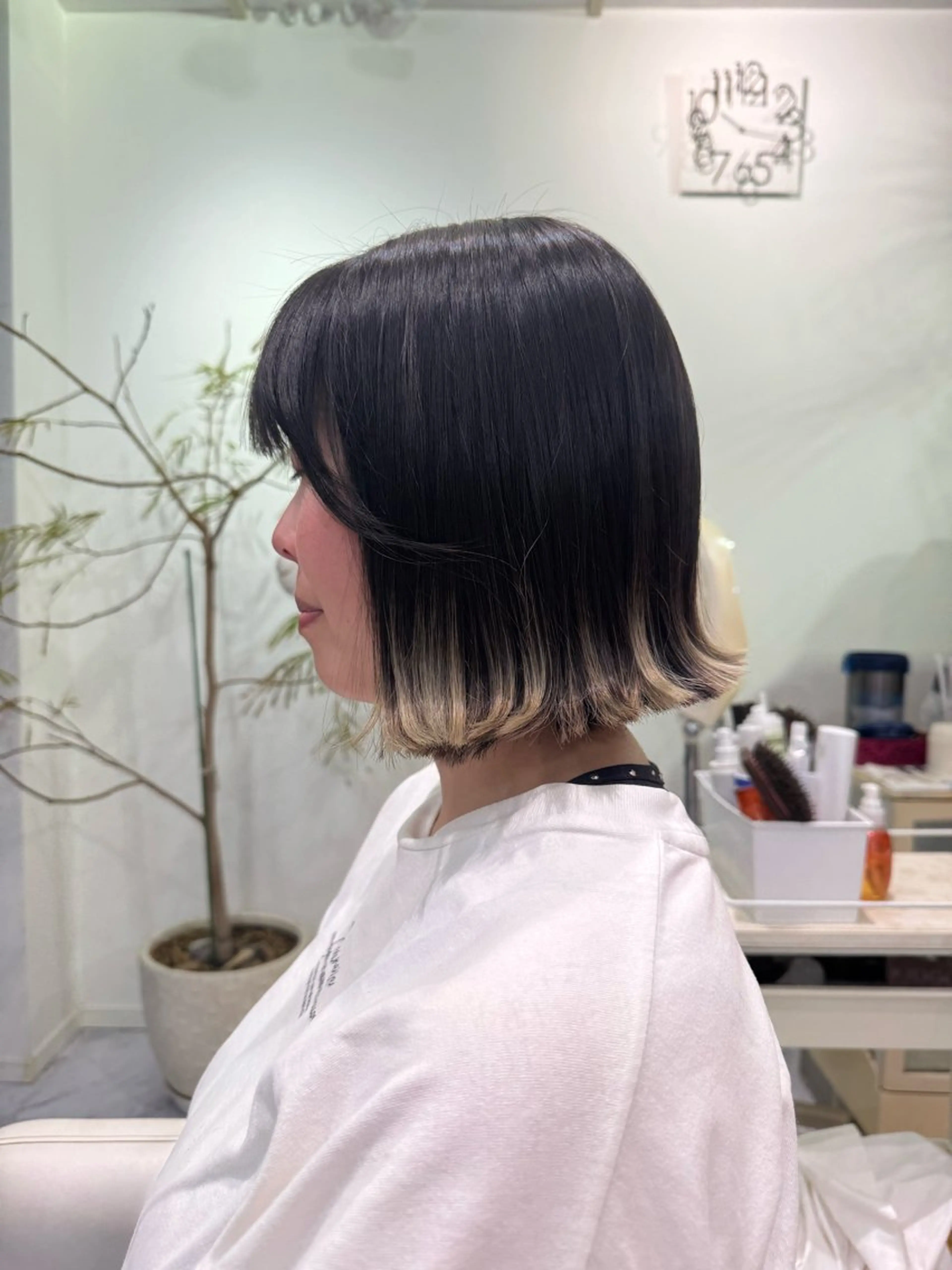 ミディアム 新美 恵里子のヘアスタイル