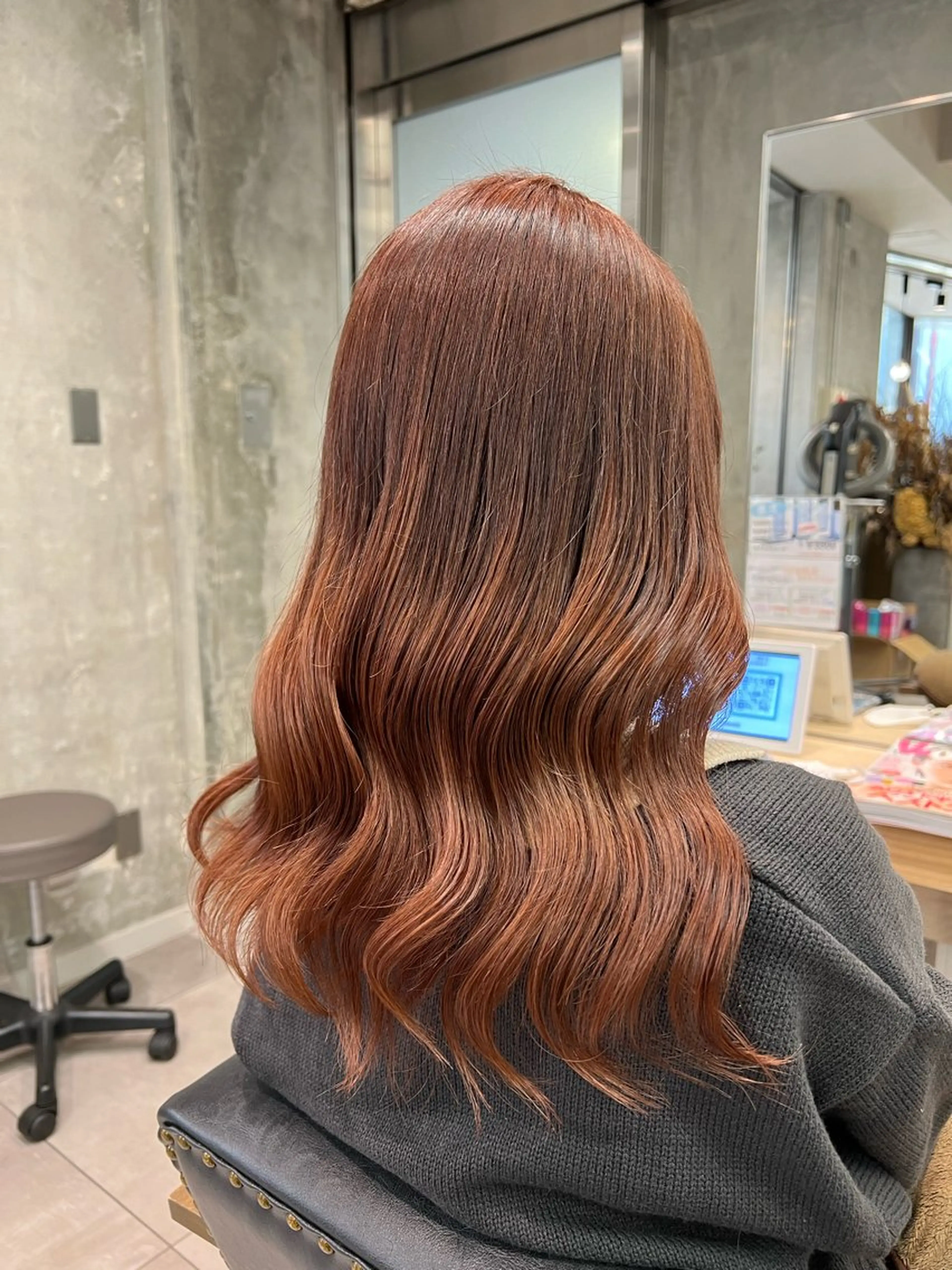 セミロング カラー ヘアカラー トリートメント 🌞レイヤー×カラー 前川那津美🌞のヘアスタイル