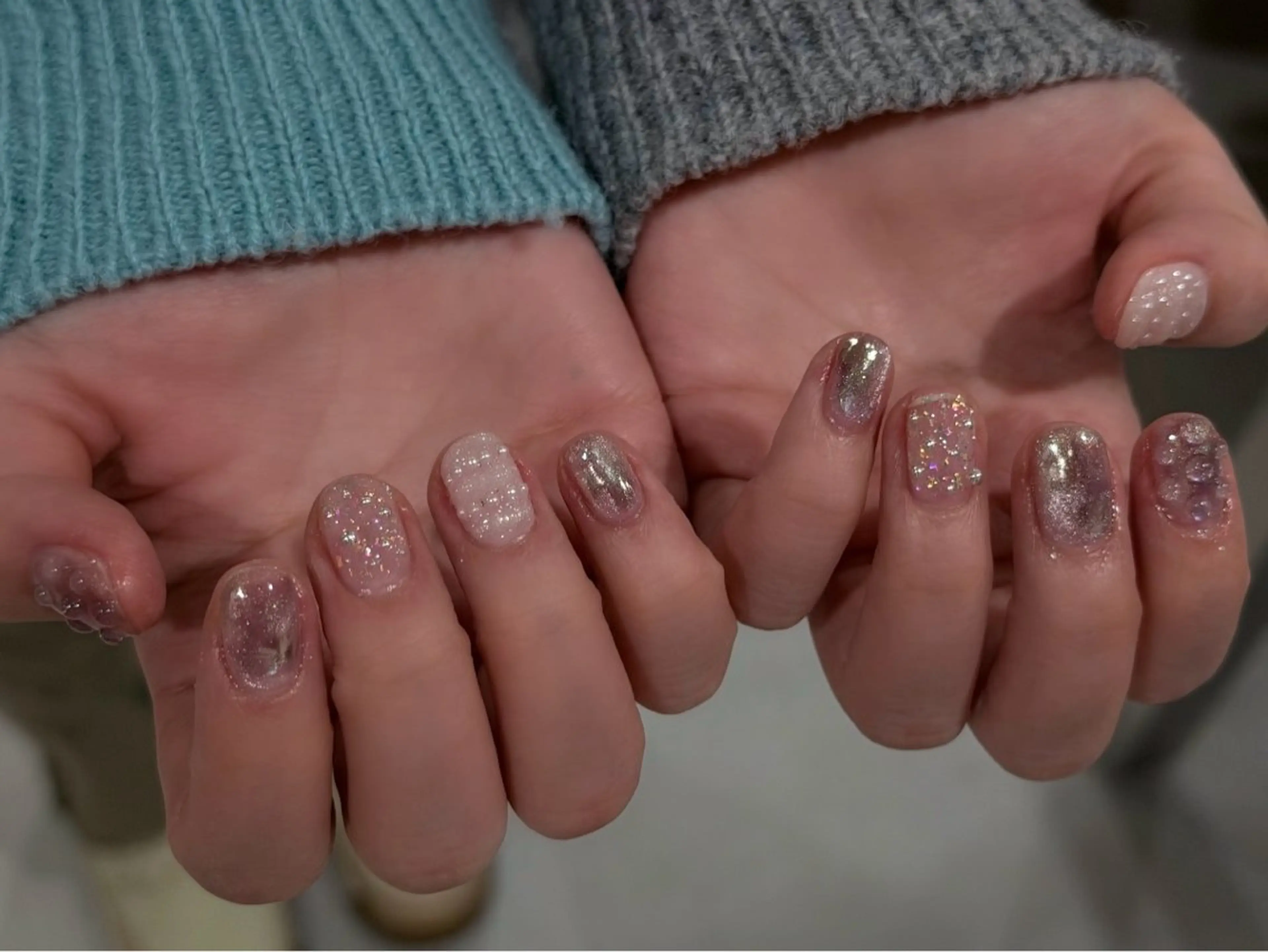 ネイル ジェルネイル キラキラネイル ミラーネイル 持ち込み ぷっくりネイル ANOVA アノヴァのネイルデザイン