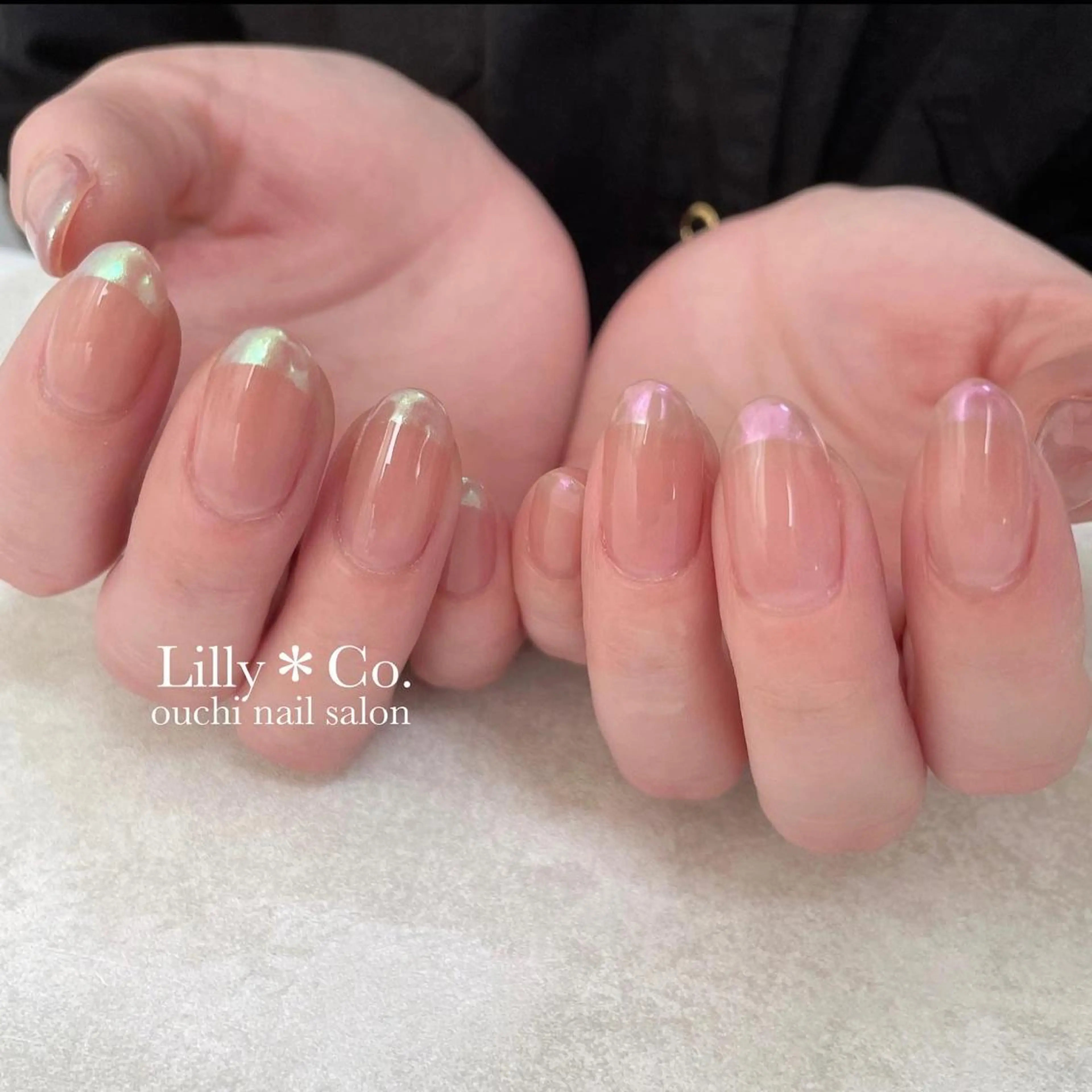 ネイル オーロラネイル フレンチネイル ハンドネイル ハンドケア Lilly Co.のネイルデザイン