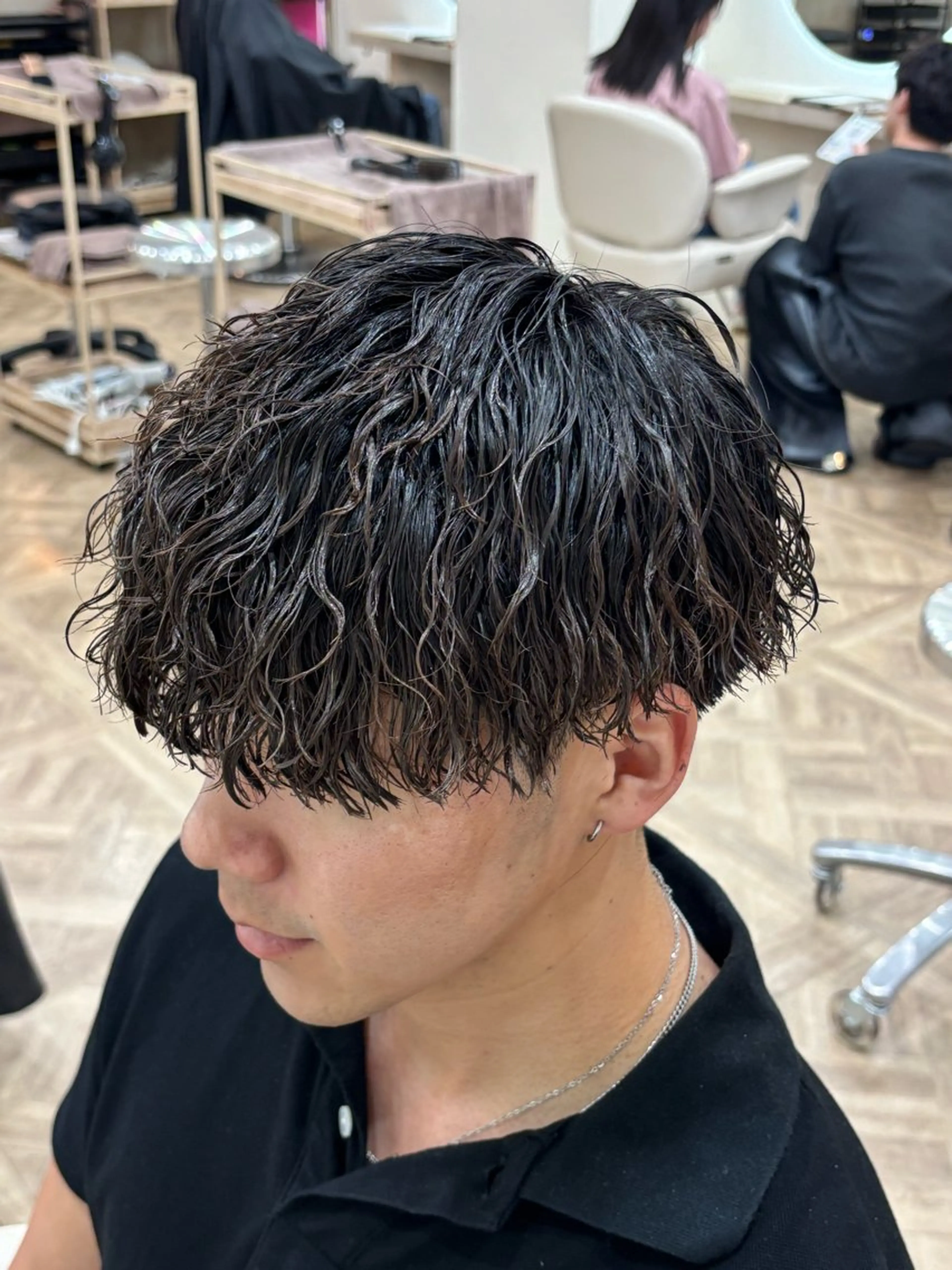 ショート パーマ メンズ カット パーマ トリートメント パーマ職人DAIKI ツイスパ/波巻きのヘアスタイル