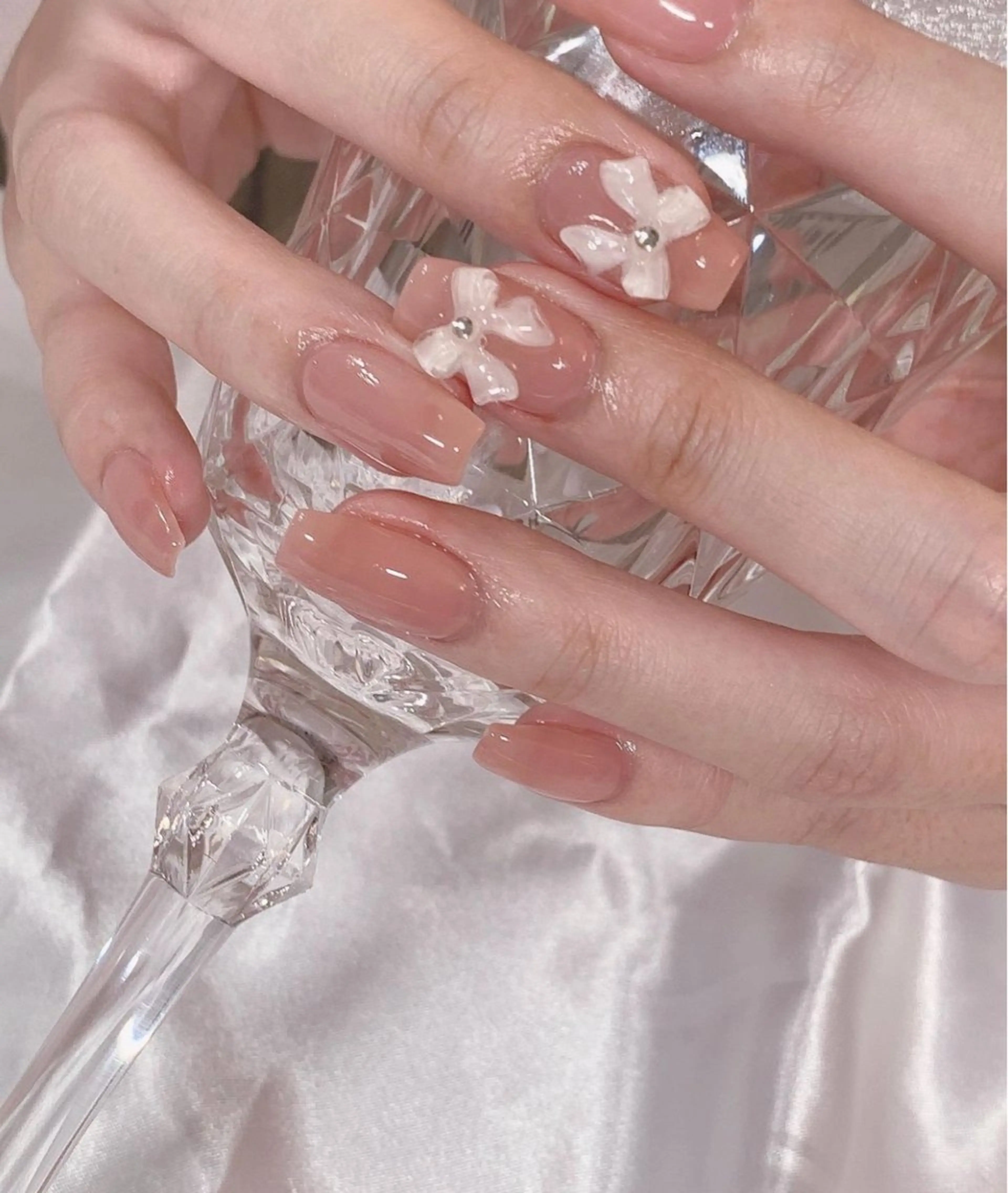 ネイル ハンドネイル ハンドケア UniqueNail 長さだし専門店のネイルデザイン