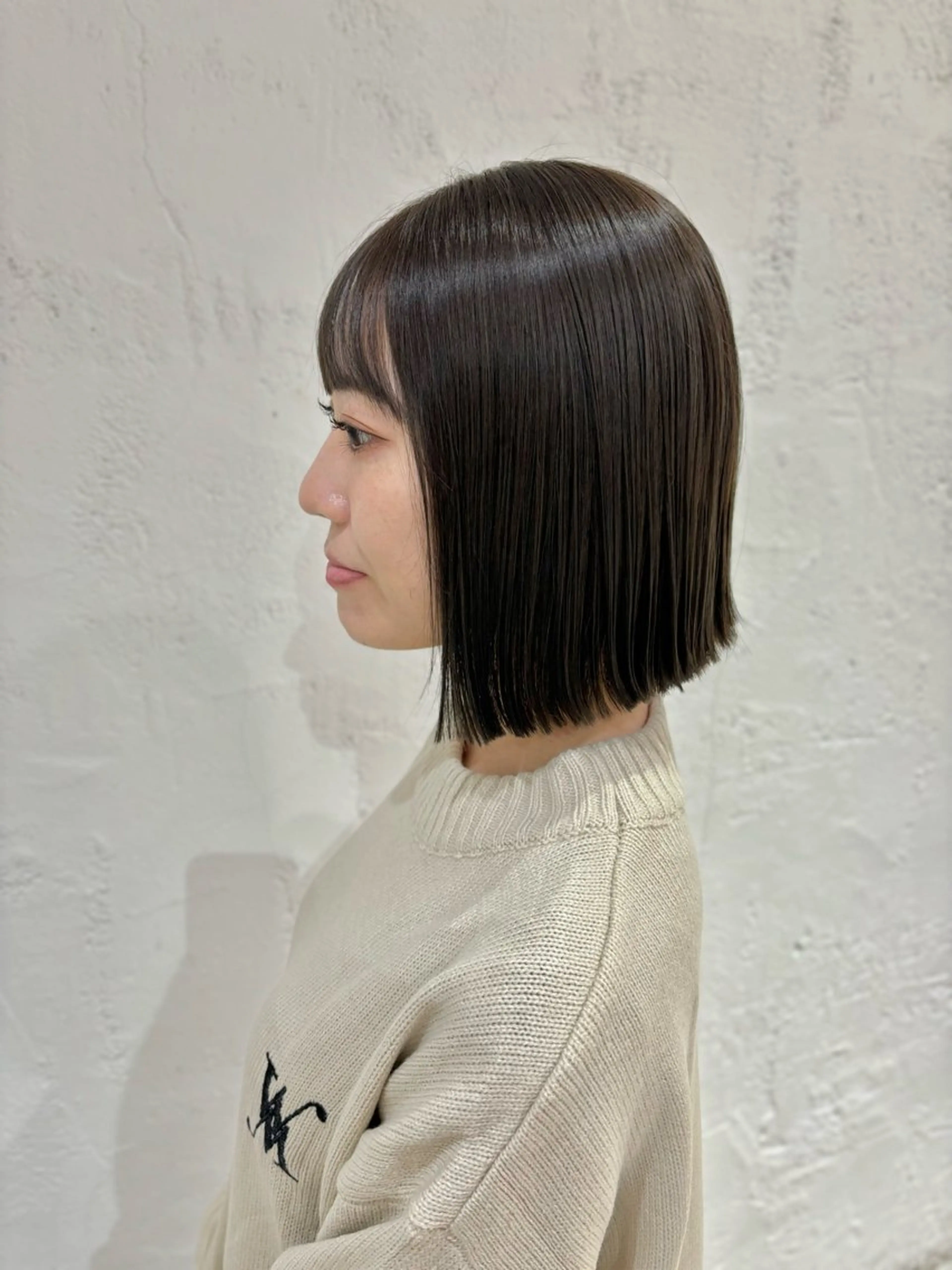 ショート カラー ベージュカラー オリーブベージュ ボブ カット ヘアカラー トリートメント サソウ ユリエ🥥のヘアスタイル