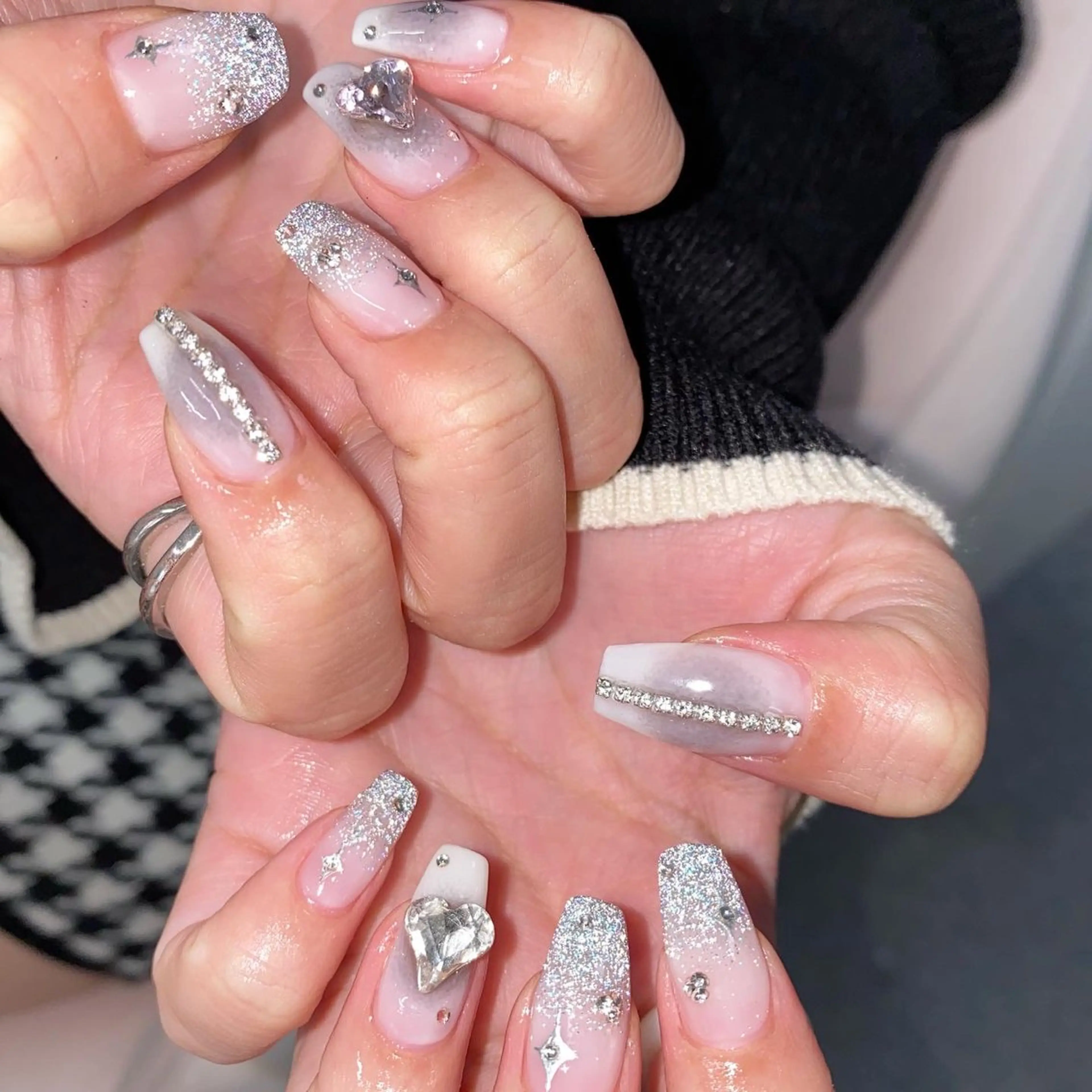 ネイル I pinknail 韓国風·持ち込み専門のネイルデザイン