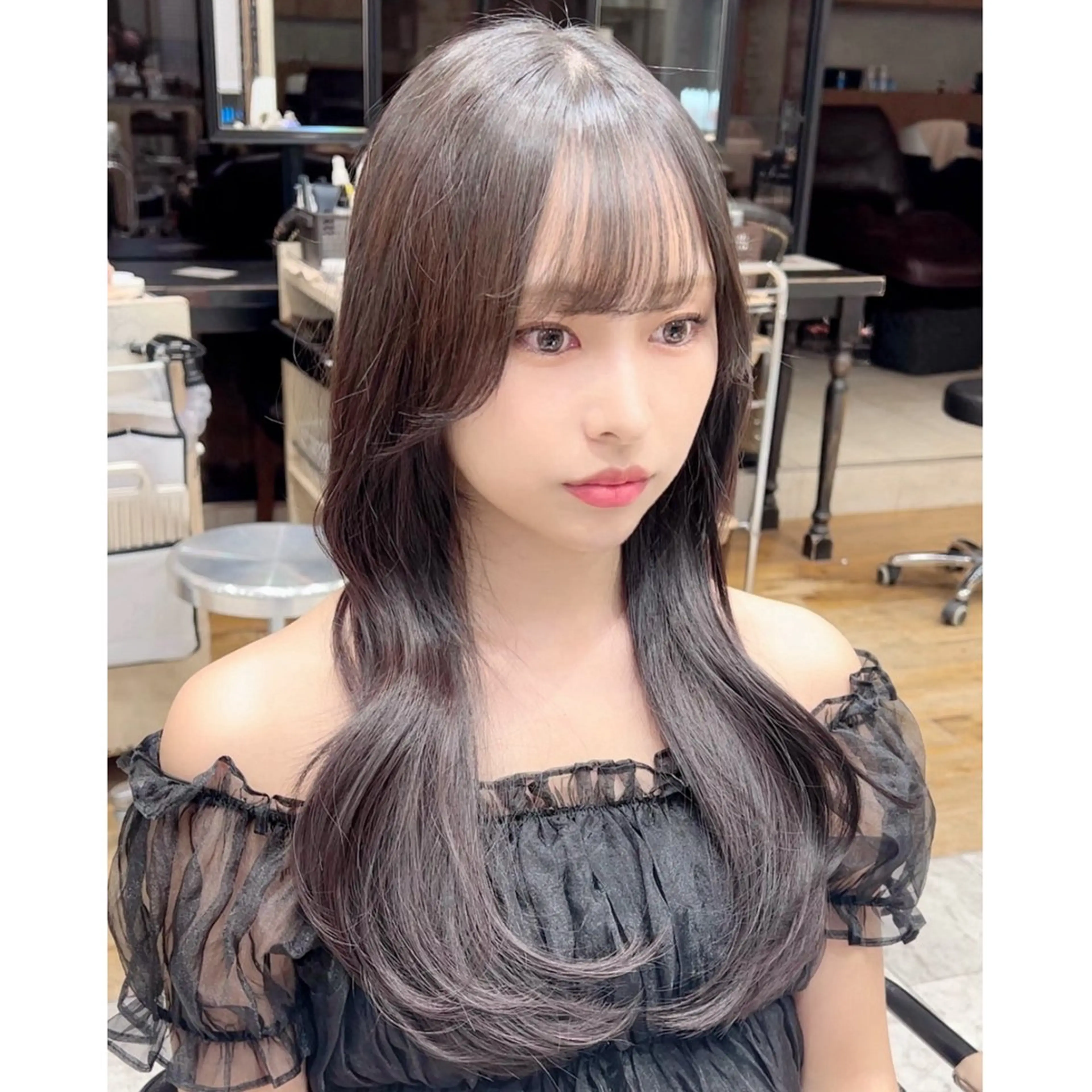 ロング くびれヘア 韓国風ヘア 縮毛矯正 ヘアセット レイヤー/顔まわり/ 透明感カラー/れいなのヘアスタイル