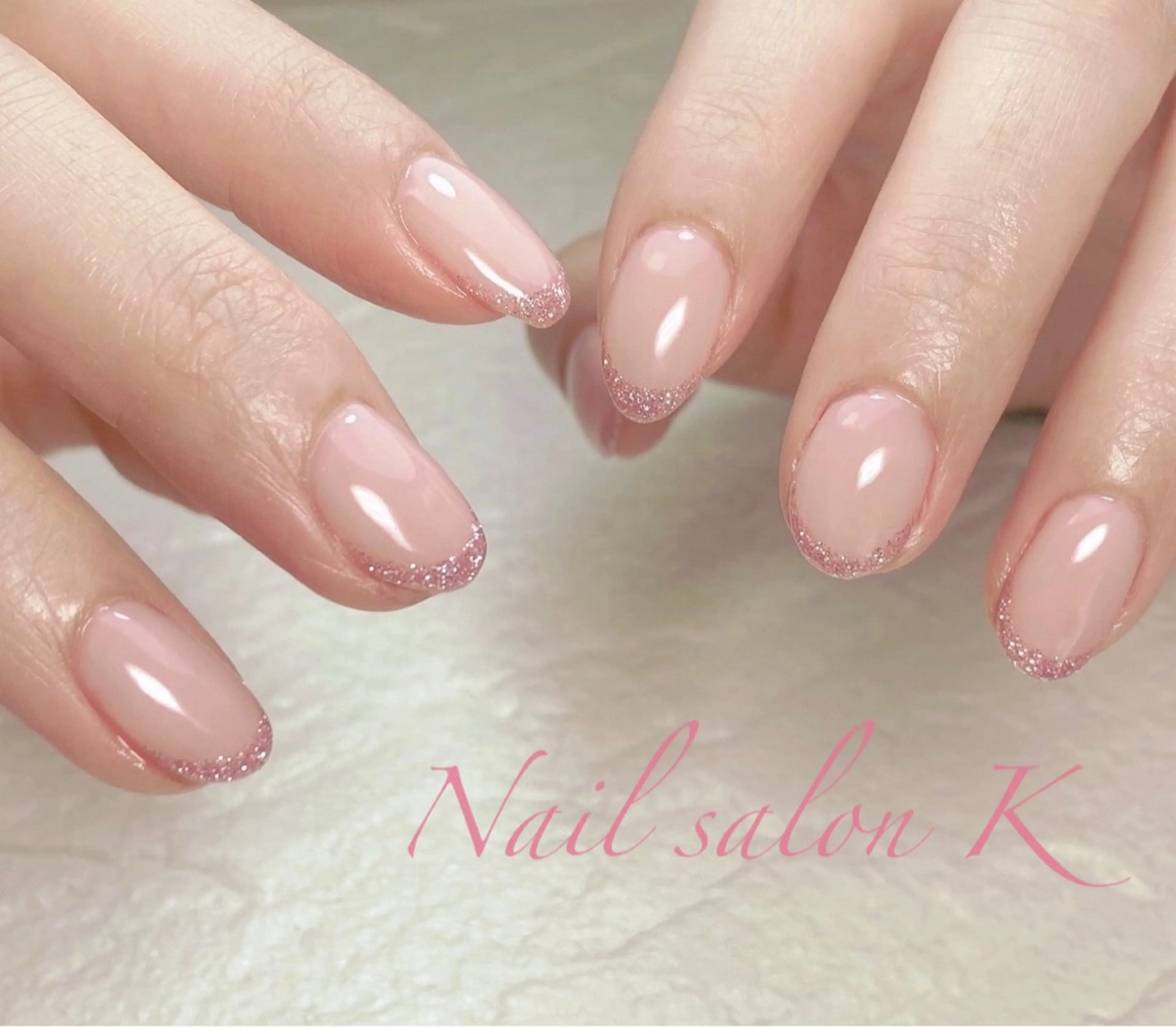 ネイル フラッシュネイル フレンチネイル ラメ(グリッター) ピンク 春ネイル ハンドネイル Nail Salon K 🧸美爪育成のネイルデザイン