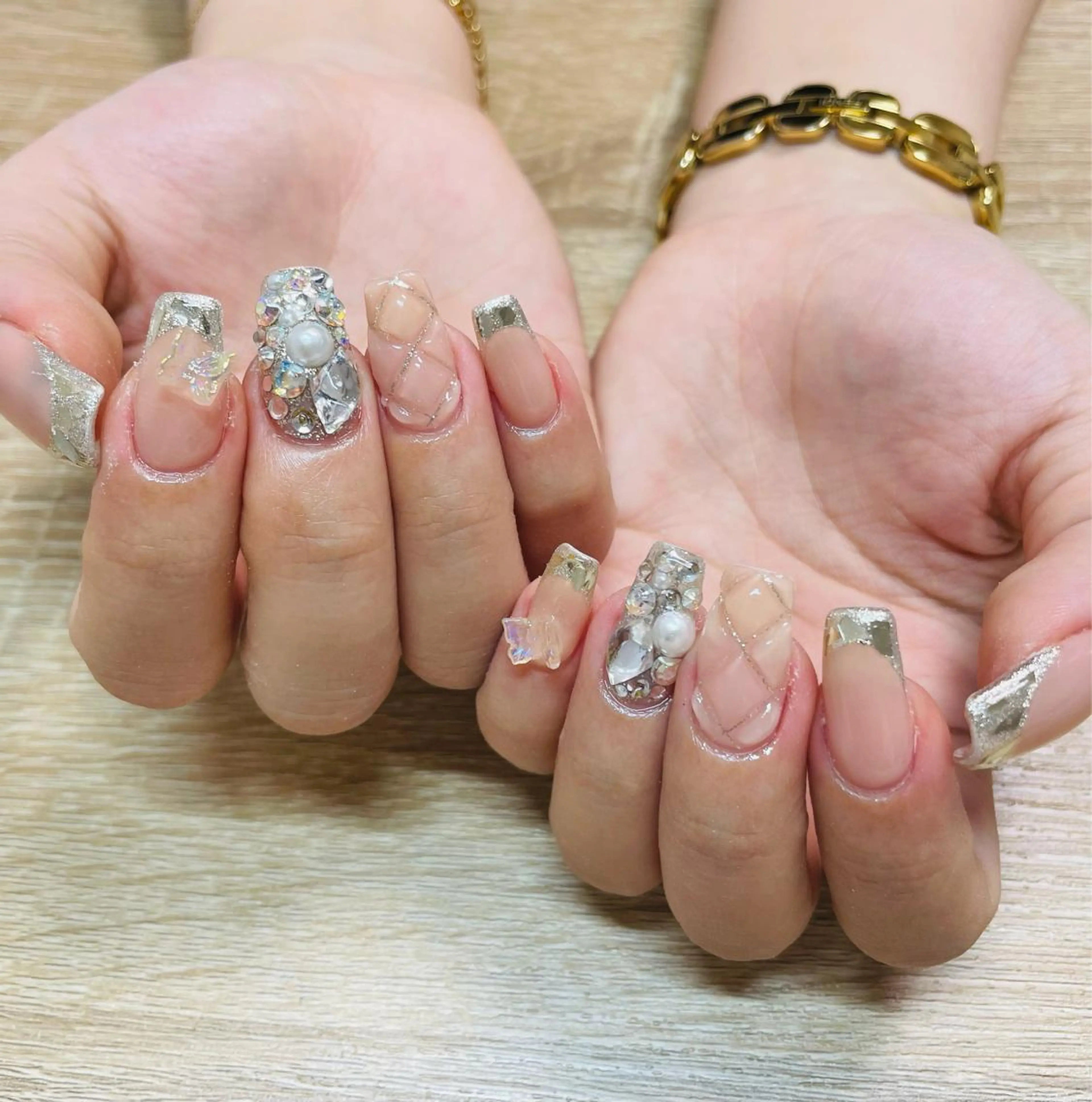 ネイル MH_ Nailのネイルデザイン
