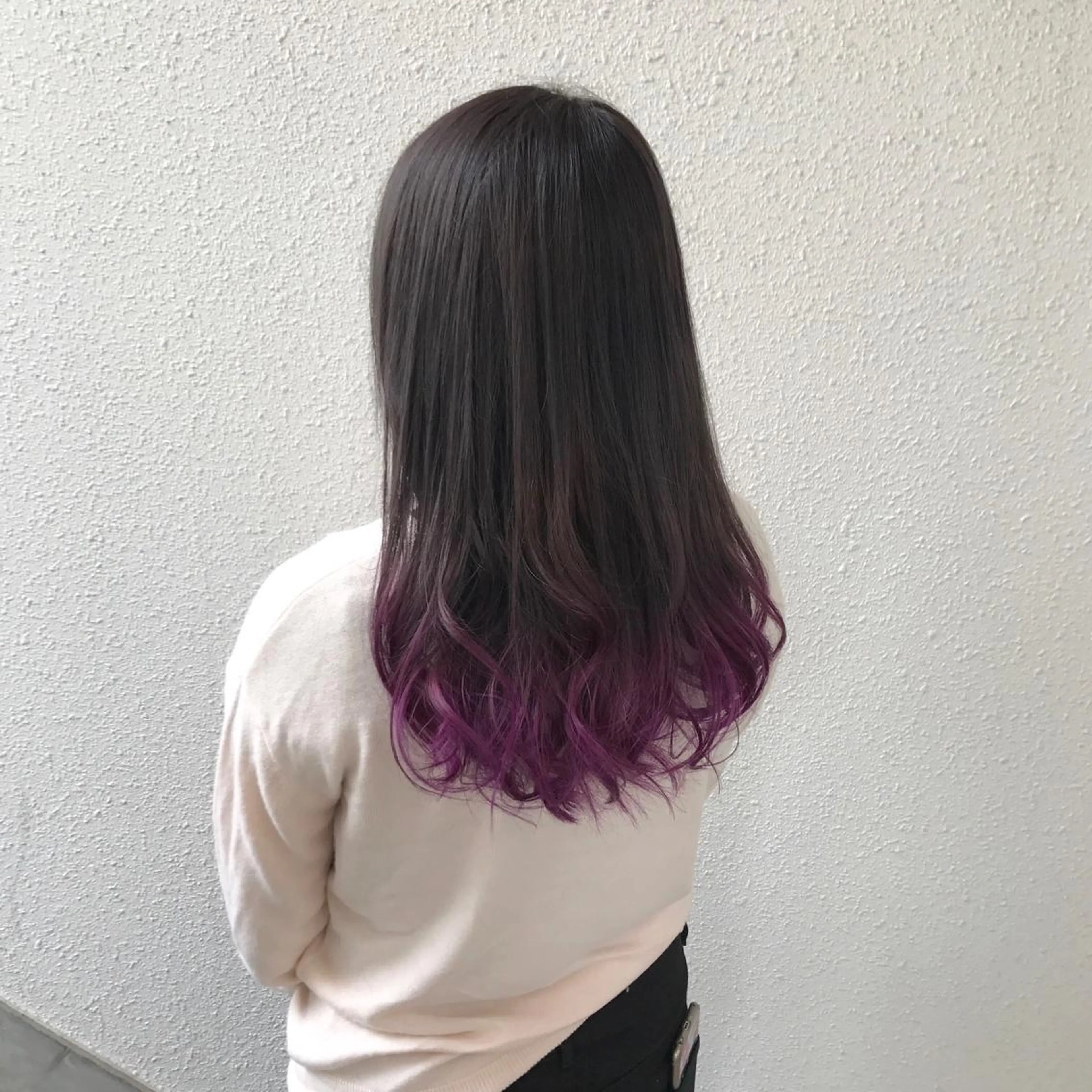 セミロング カラー グラデーションカラー パープルカラー インナーカラー/天神 ブリーチ/吉田のヘアスタイル