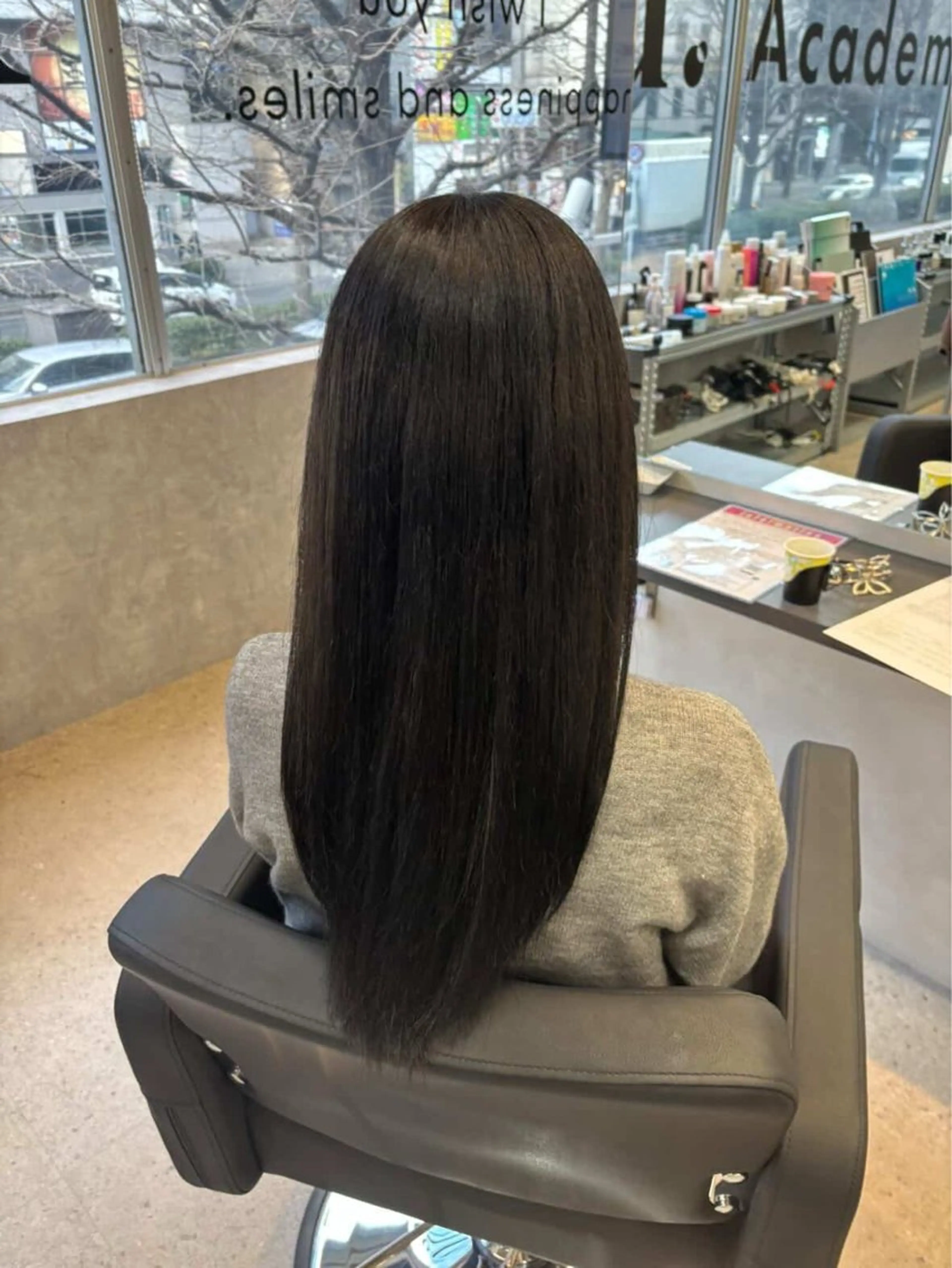 ロング 🦥じゅんぺい／仙台 ／カラー特化✨のヘアスタイル