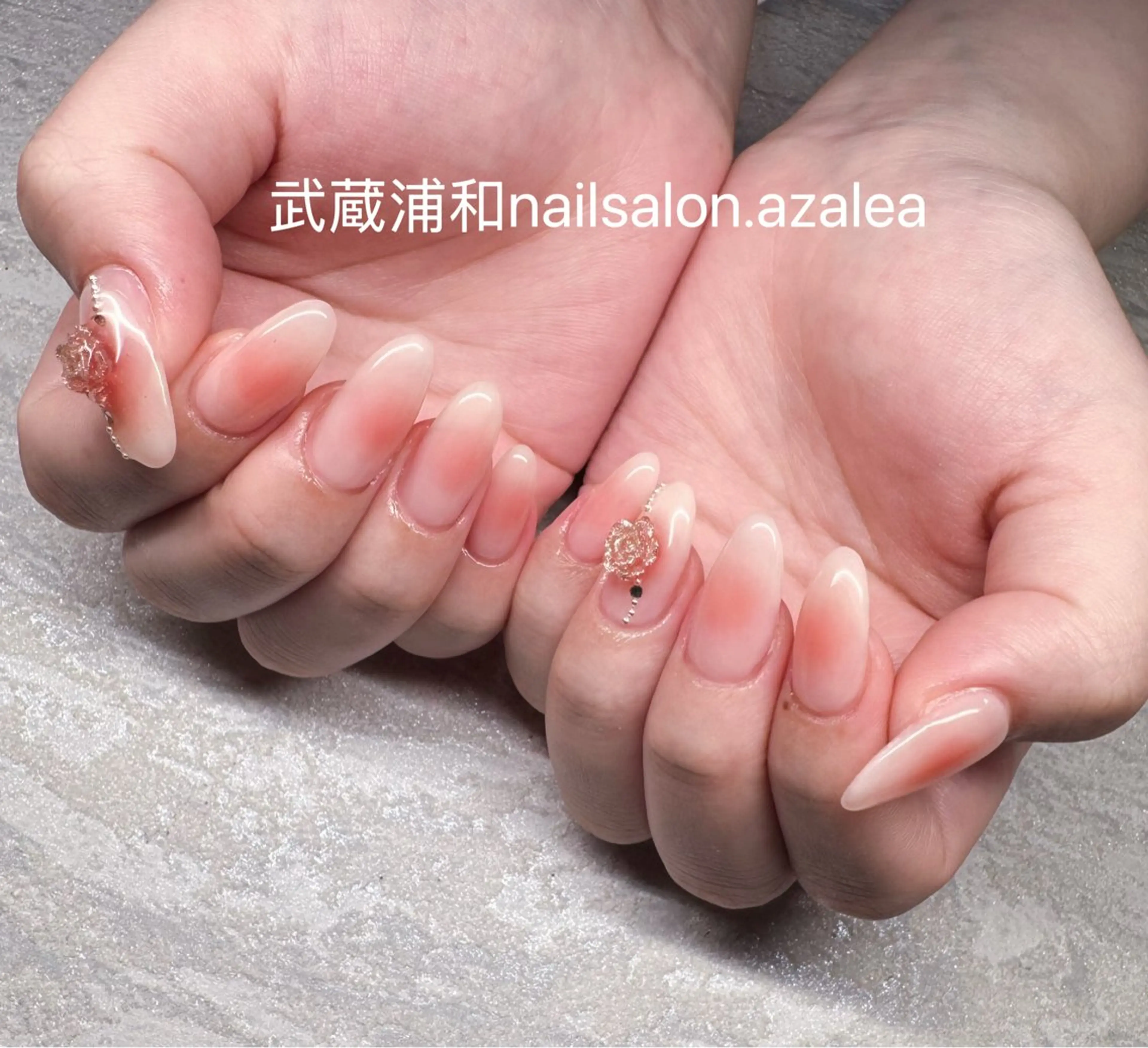 ネイル ハンドネイル R inのネイルデザイン