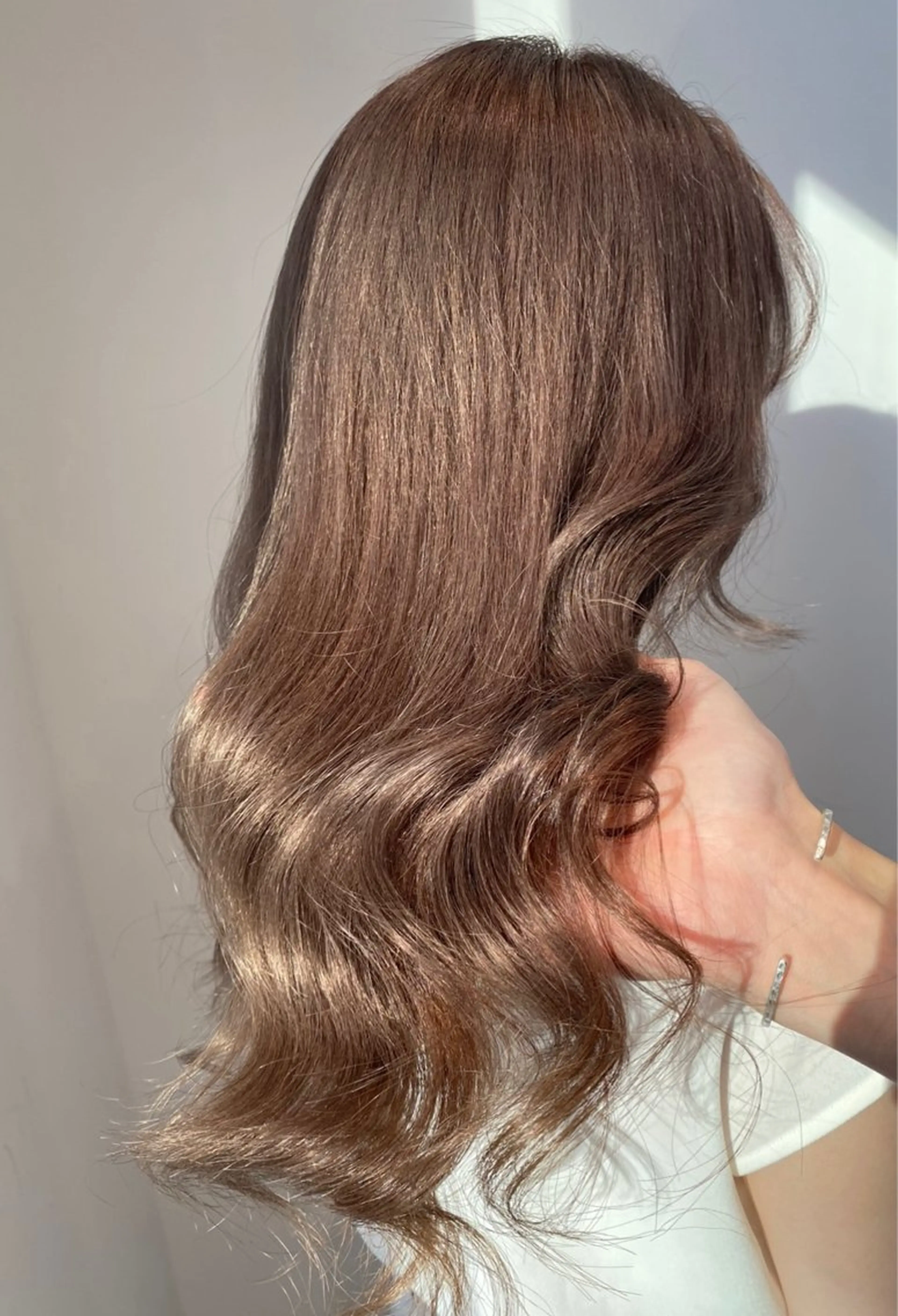 ロング カラー パーマ ヘアアレンジ ベージュカラー ブリーチ 透明感カラー グレージュ ラベンダーカラー 中顔面短縮カット🪽 レイヤー🥀コウヘイのヘアスタイル