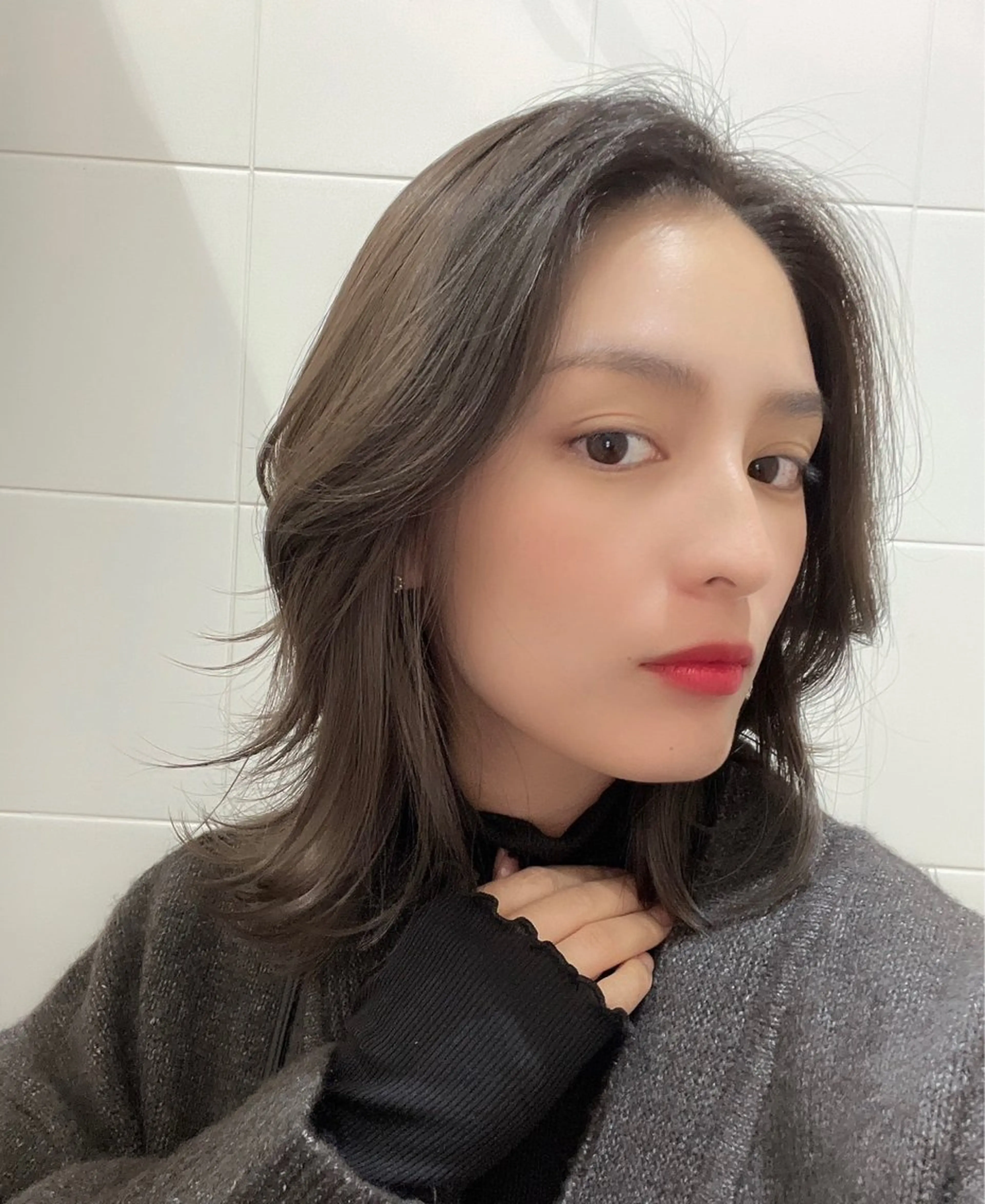 ミディアム カラー ブリーチ グレージュ 外国人風カラー カット ヘアカラー AVANCE.難波 店長 松元のヘアスタイル