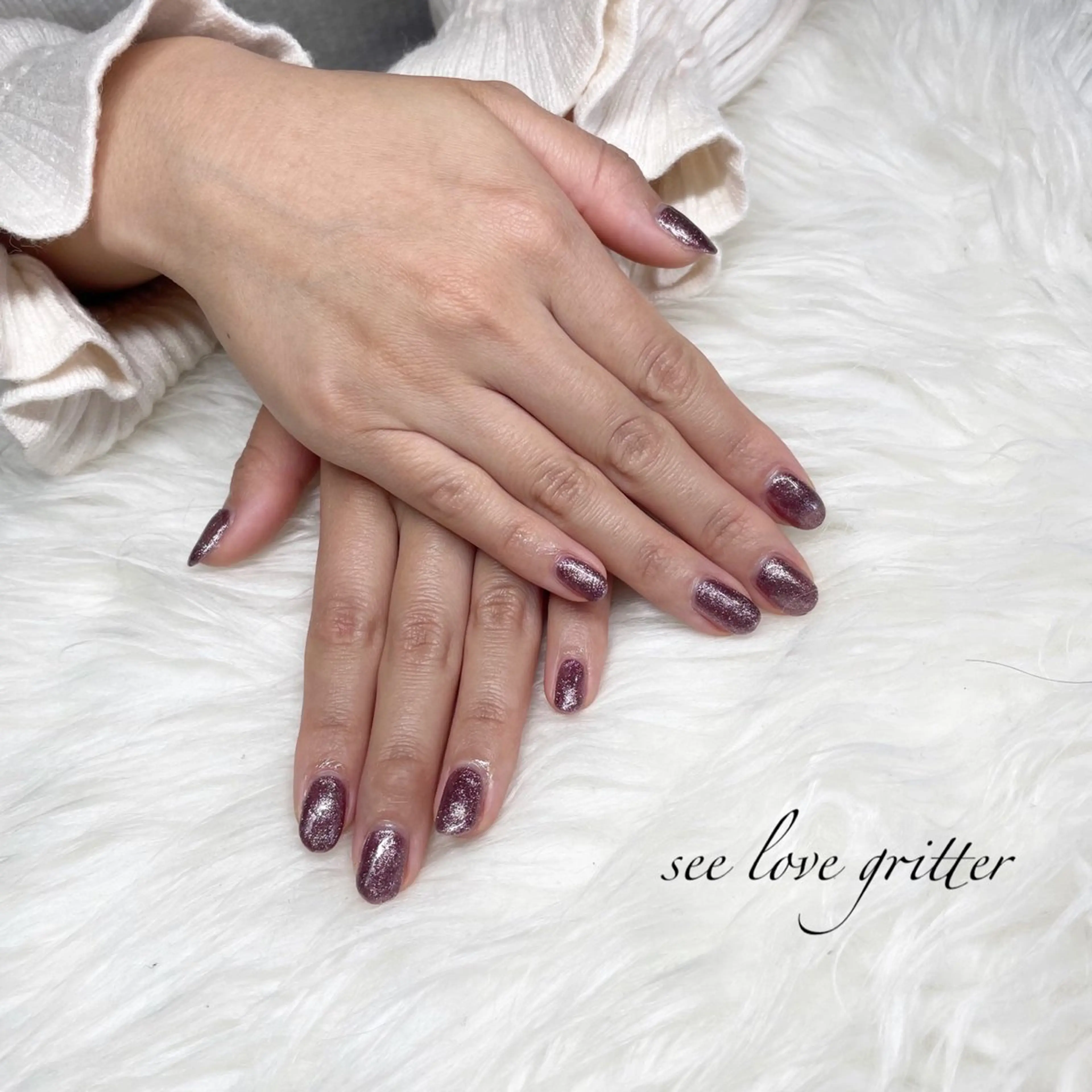 セミロング see love gritterのネイルデザイン