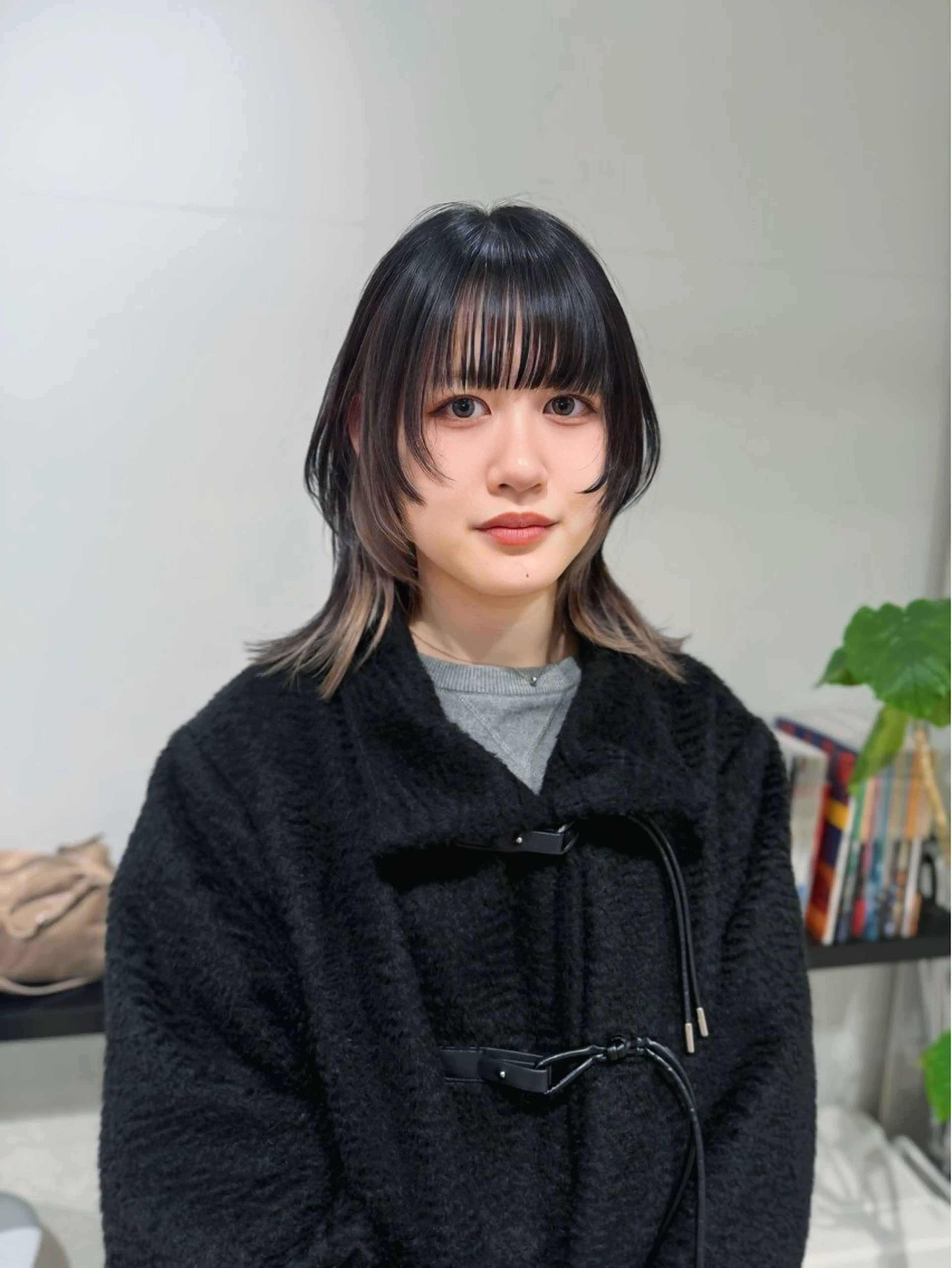 ミディアム カラー デザインカラー レイヤーカット ウルフ/似合わせ レイヤー/RIHOのヘアスタイル