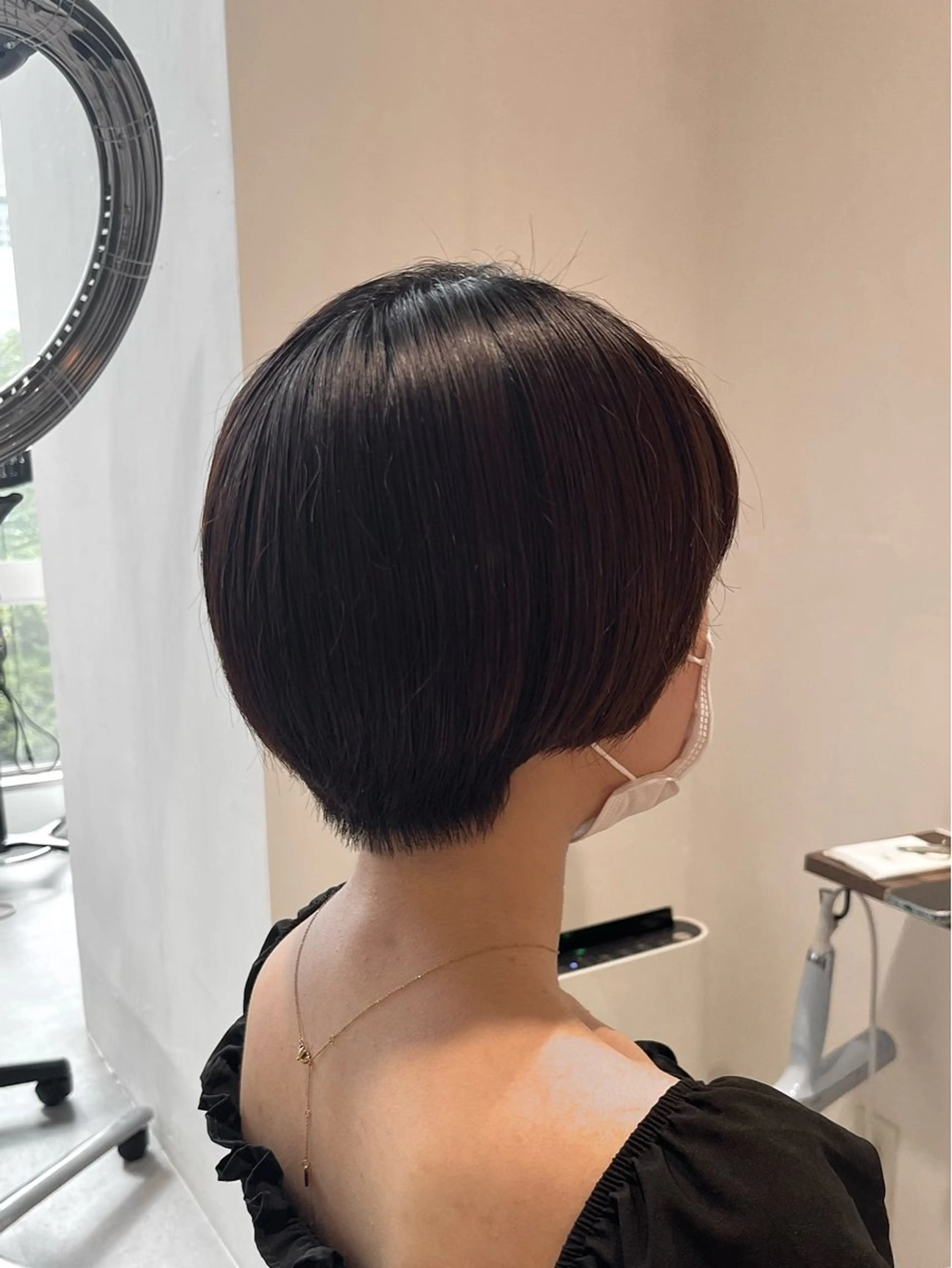 ショート ヘアカラー 池谷 茉耶のヘアスタイル